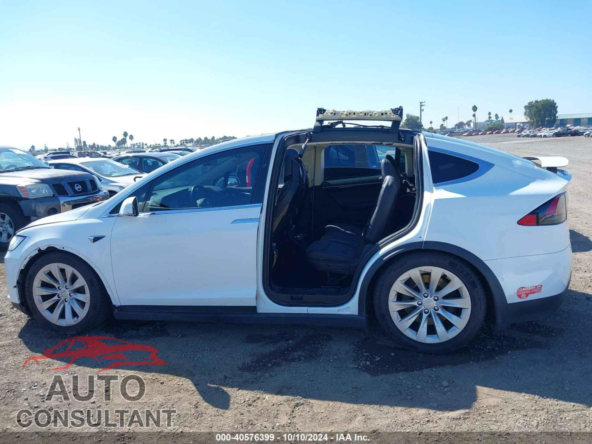 TESLA MODEL X 2017 - 5YJXCDE26HF026235