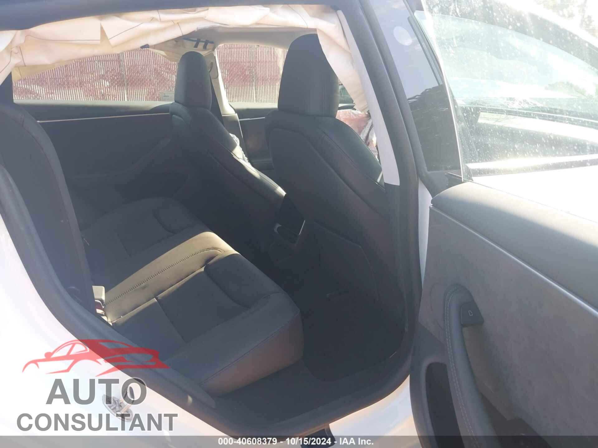 TESLA MODEL 3 2024 - 5YJ3E1EB2RF796263