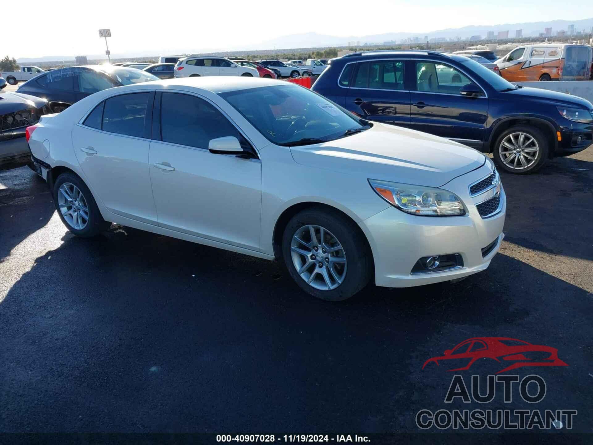 CHEVROLET MALIBU 2013 - 1G11F5RR2DF120170