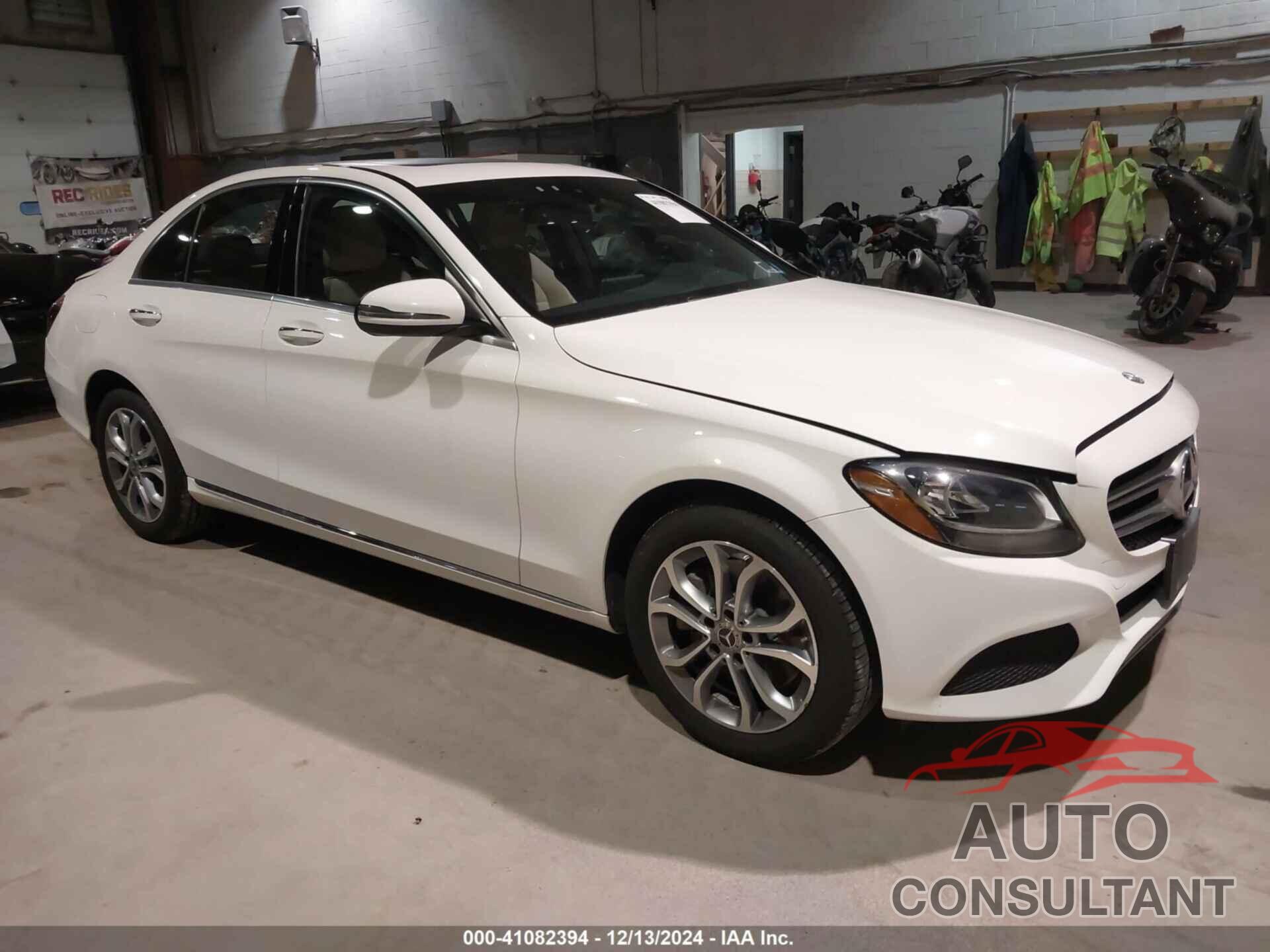 MERCEDES-BENZ C 300 2018 - 55SWF4KB7JU256961