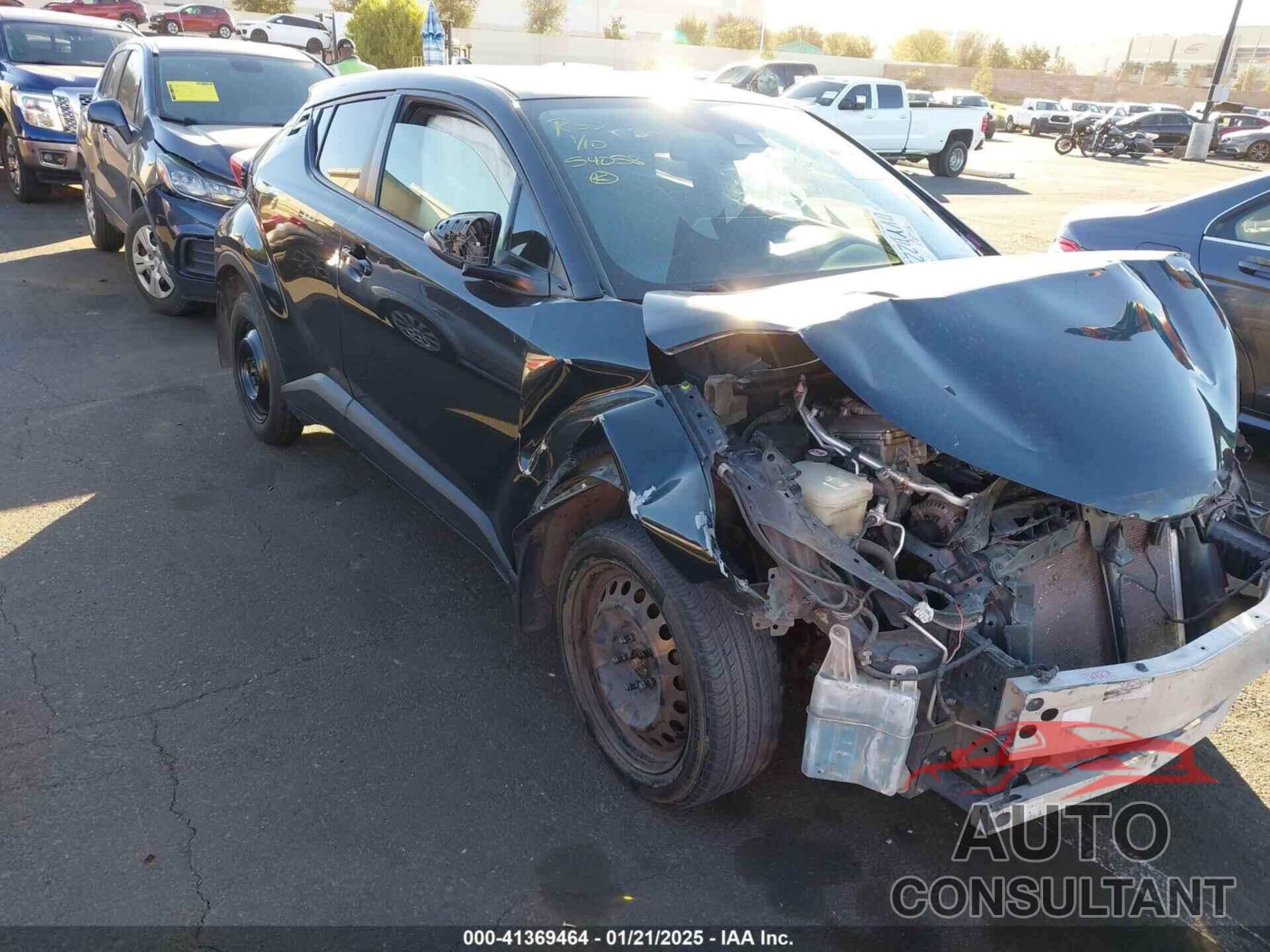 TOYOTA C-HR 2021 - JTNKHMBX9M1116943