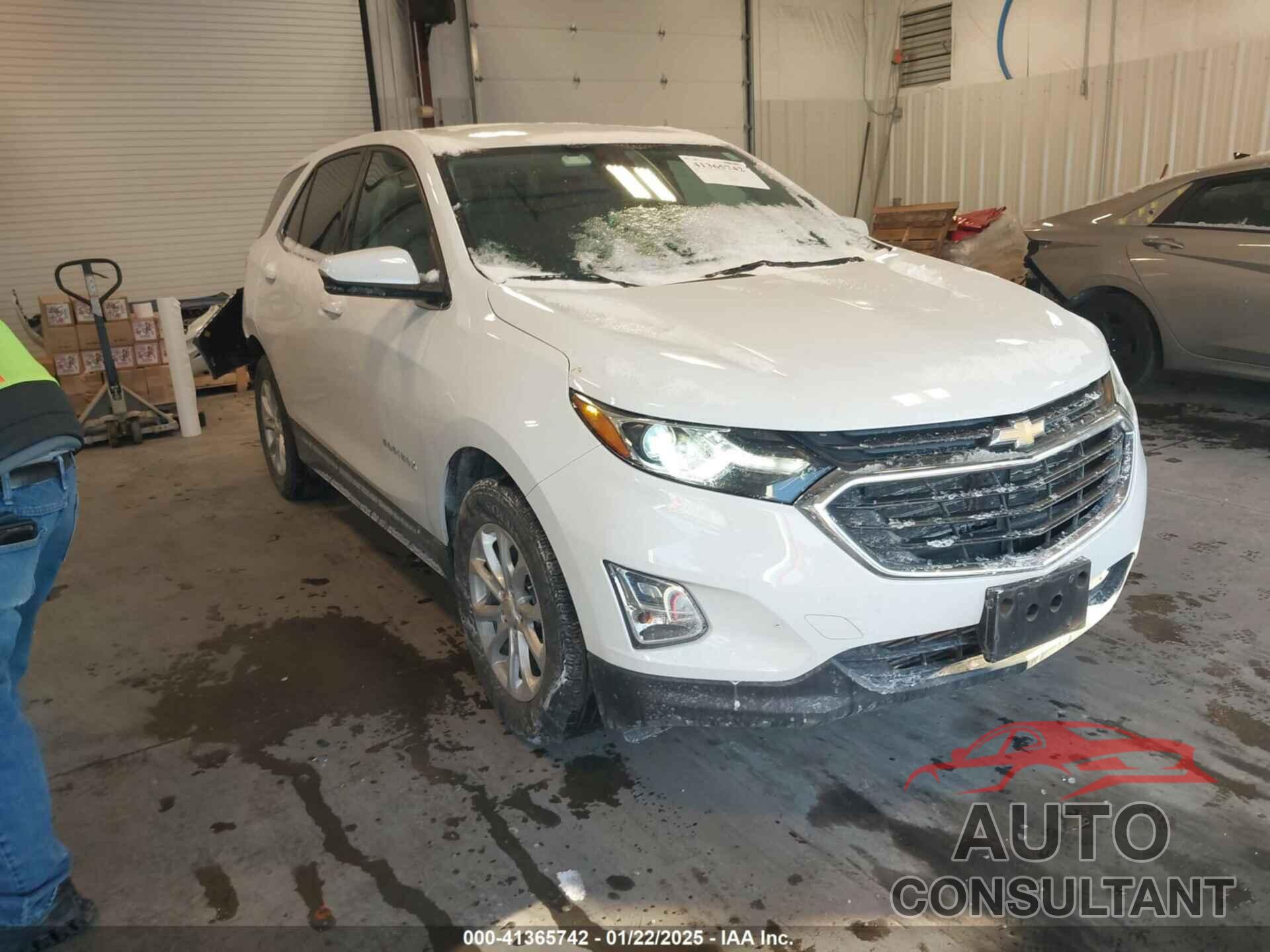 CHEVROLET EQUINOX 2019 - 3GNAXKEV5KS647402