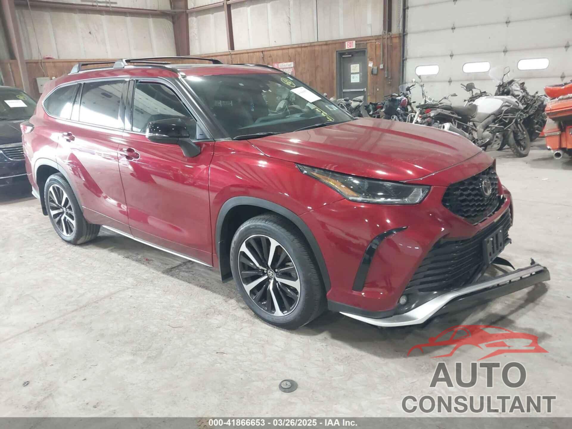 TOYOTA HIGHLANDER 2022 - 5TDLZRBHXNS237240