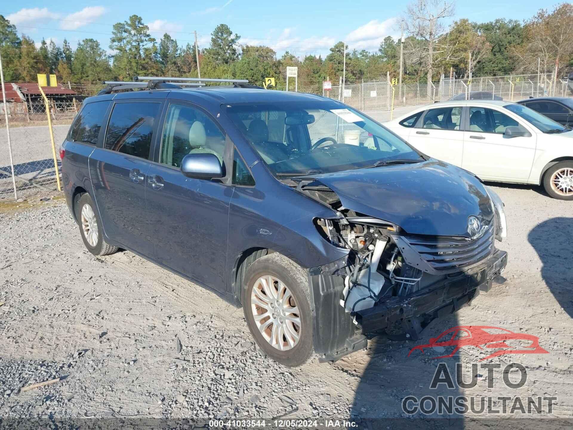 TOYOTA SIENNA 2015 - 5TDYK3DC8FS657962