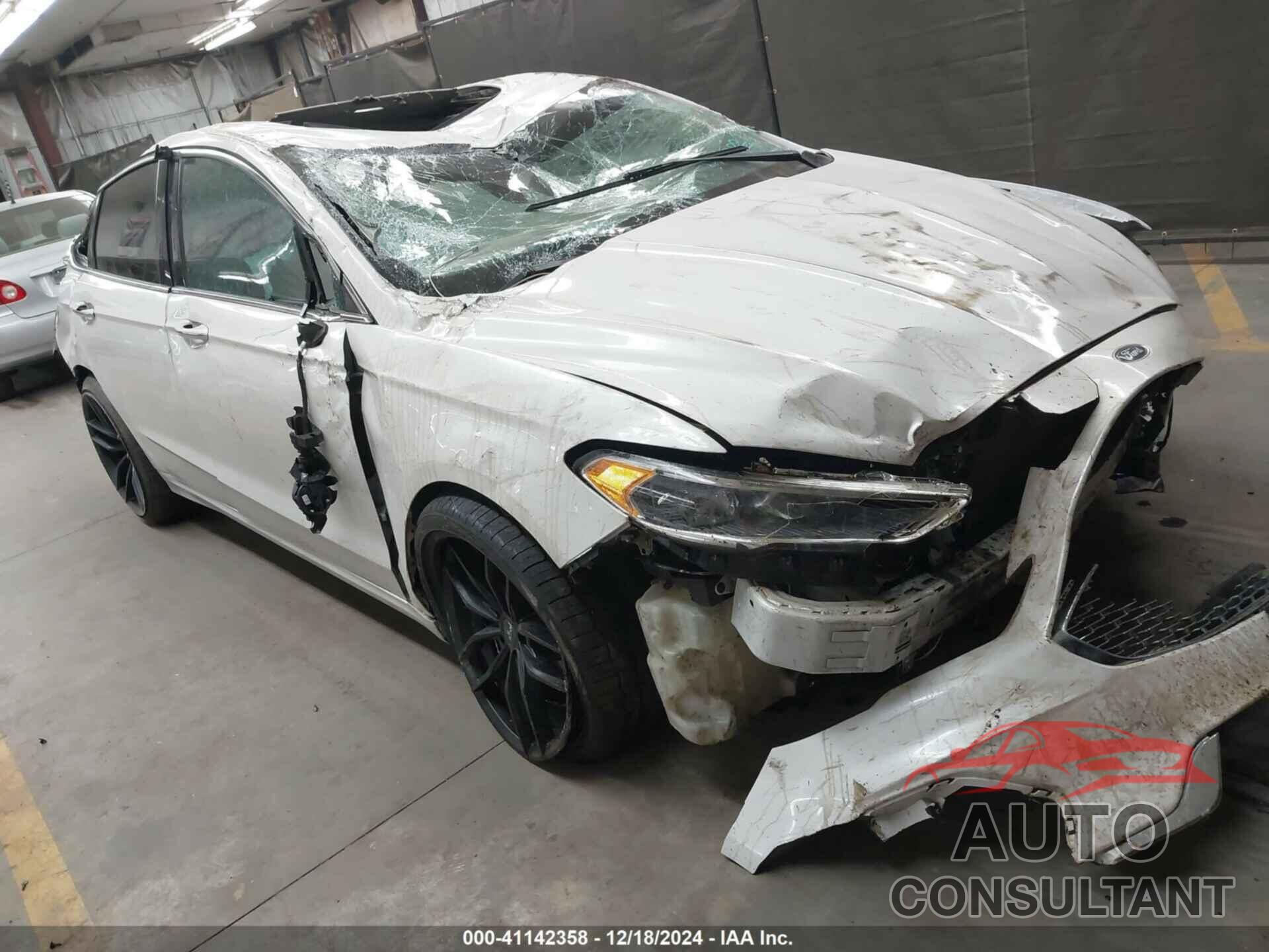 FORD FUSION 2020 - 3FA6P0SU6LR181752