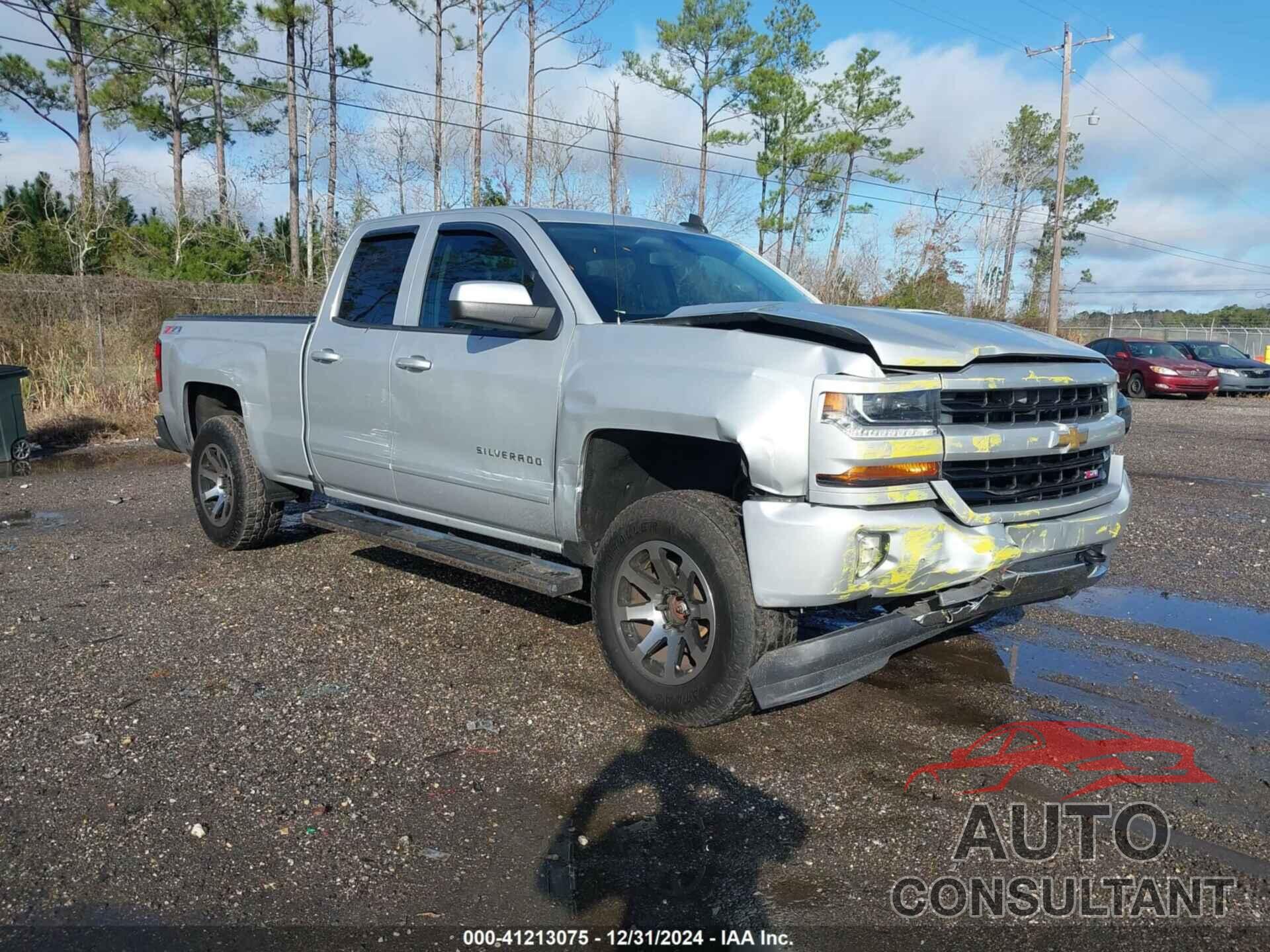CHEVROLET SILVERADO 1500 2017 - 1GCVKREC8HZ306670