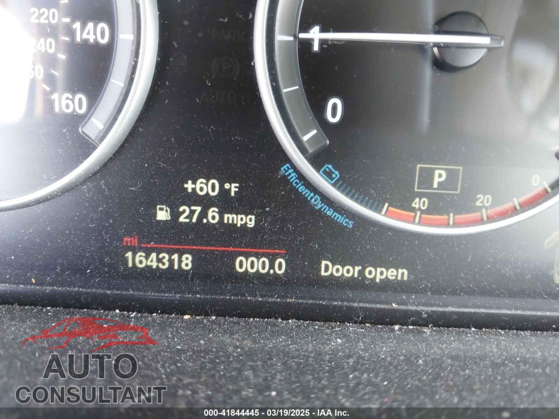 BMW 528I 2015 - WBA5A5C5XFD518560