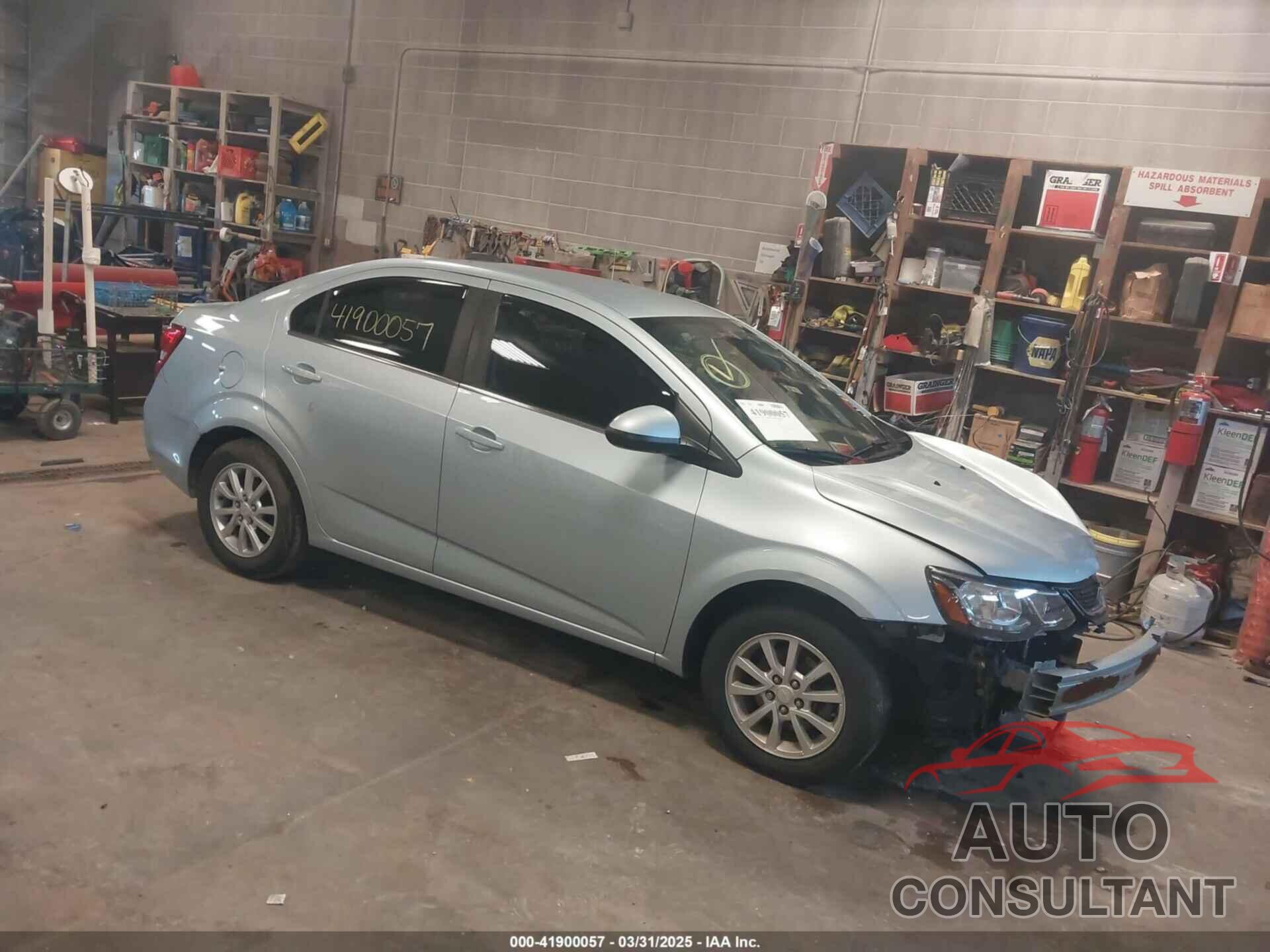 CHEVROLET SONIC 2018 - 1G1JD5SH6J4123166