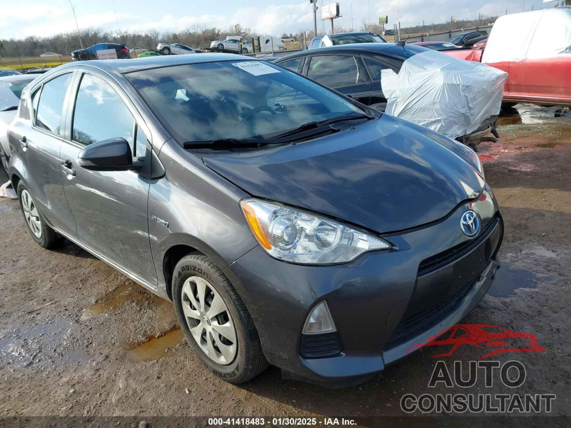 TOYOTA PRIUS C 2014 - JTDKDTB38E1075360