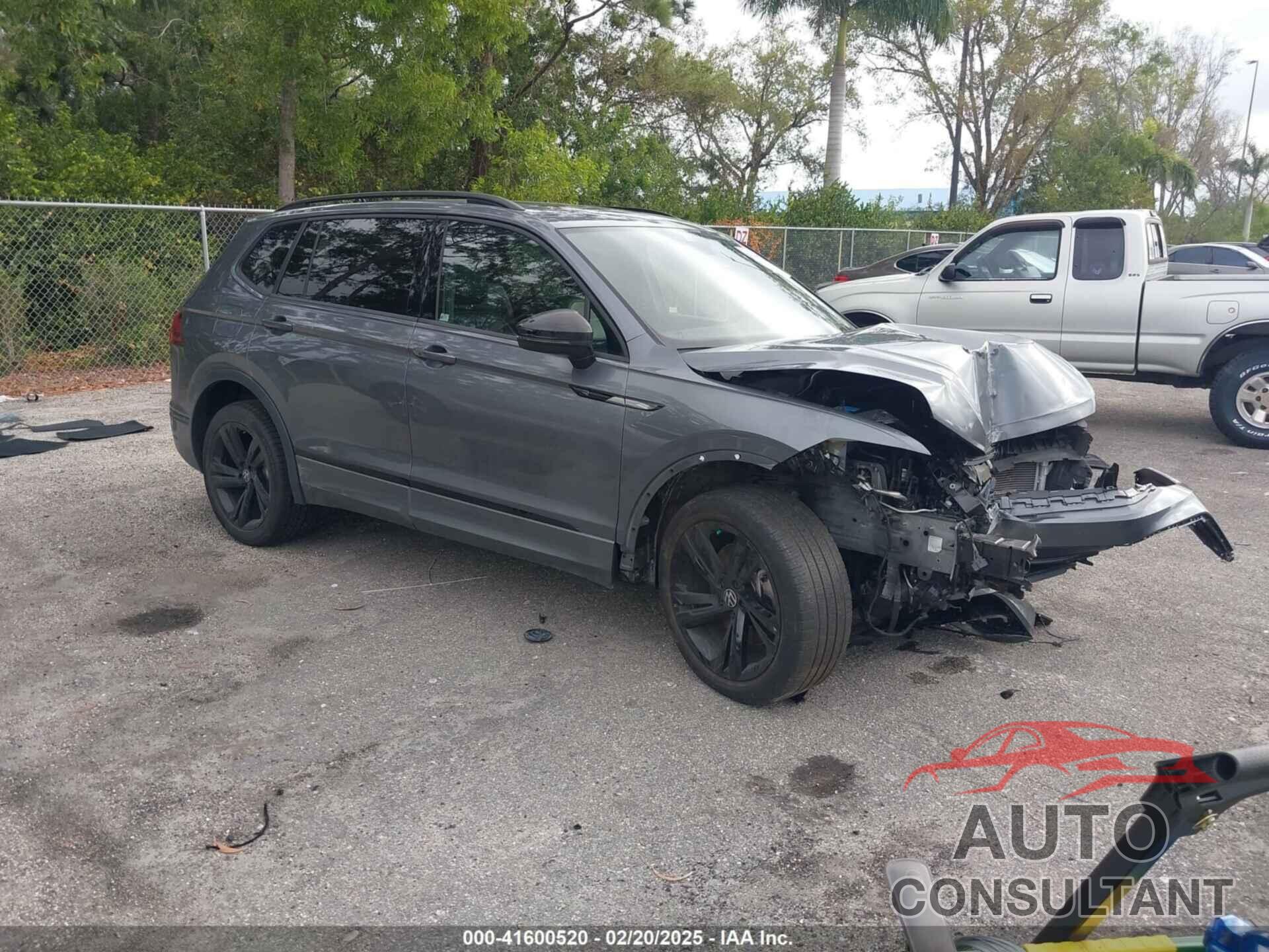 VOLKSWAGEN TIGUAN 2023 - 3VVCB7AX1PM099075