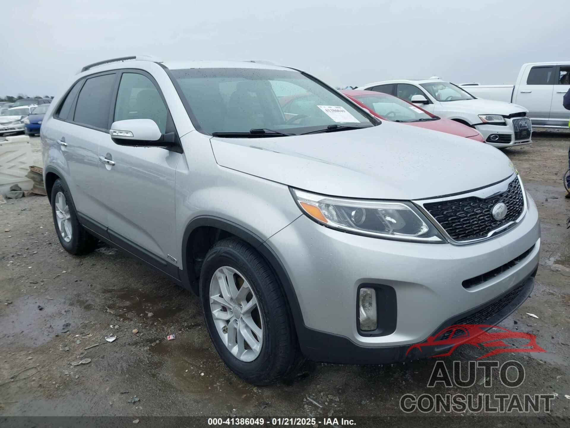 KIA SORENTO 2015 - 5XYKTCA64FG552544