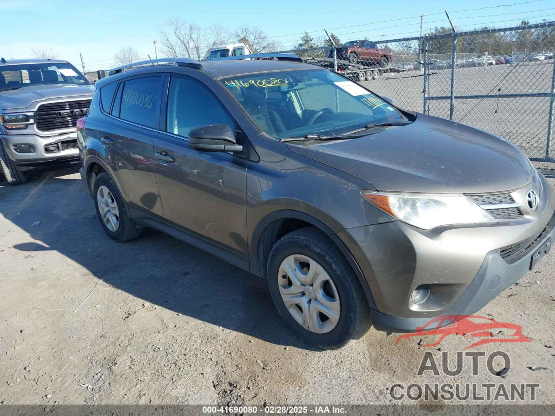 TOYOTA RAV4 2015 - JTMBFREVXFD170481