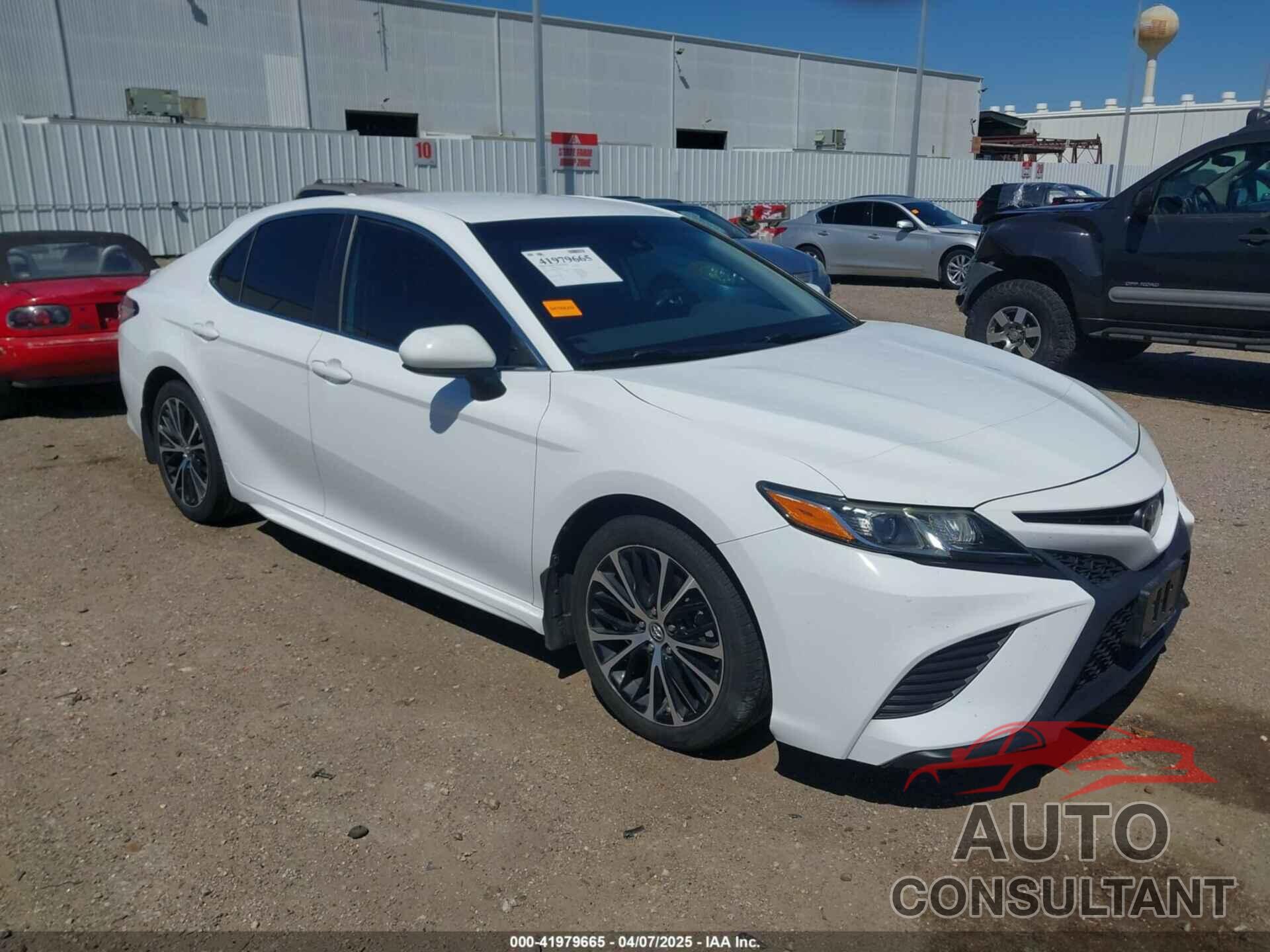 TOYOTA CAMRY 2019 - 4T1B11HK3KU792895