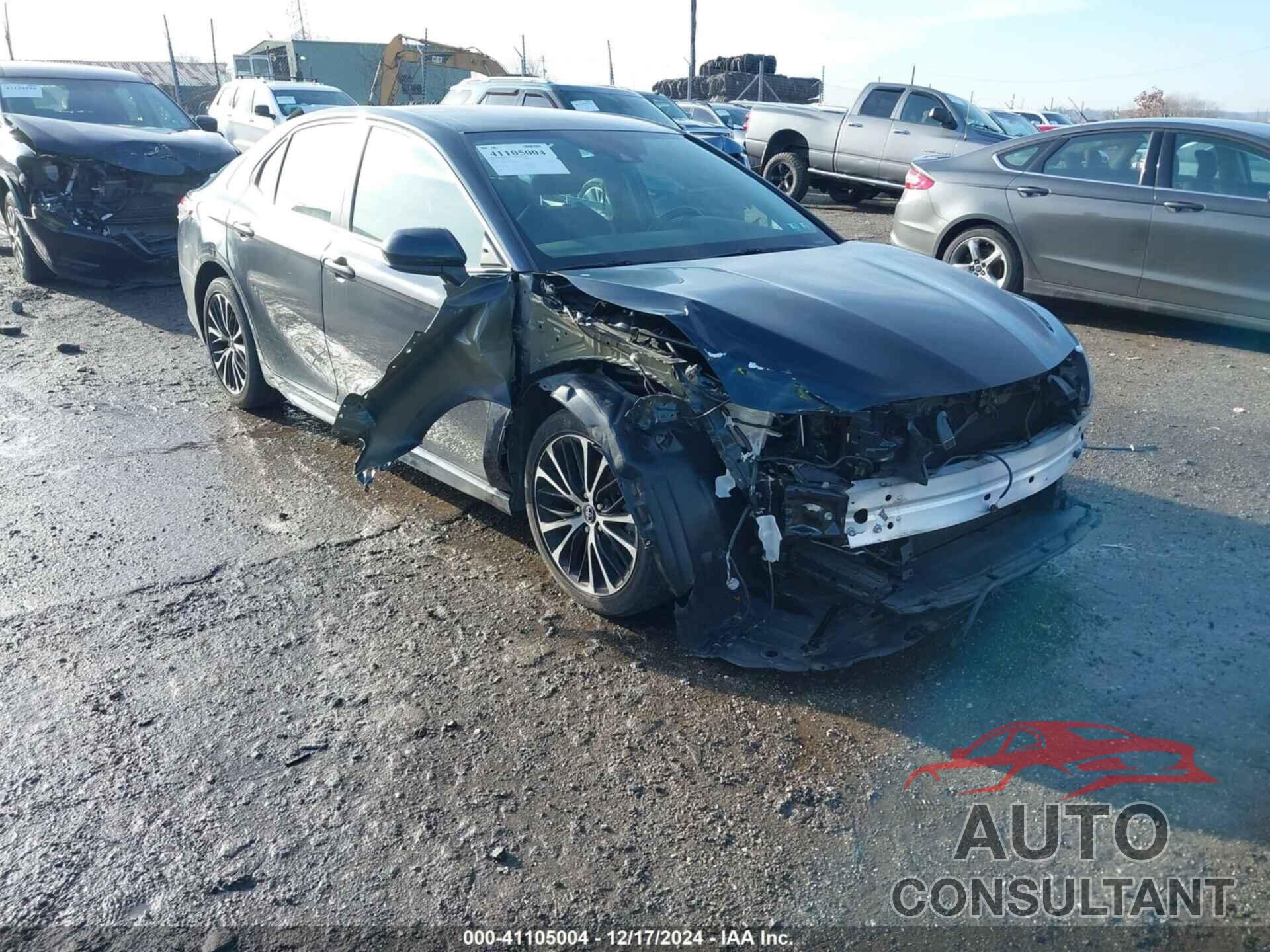 TOYOTA CAMRY 2019 - 4T1B11HK2KU247447