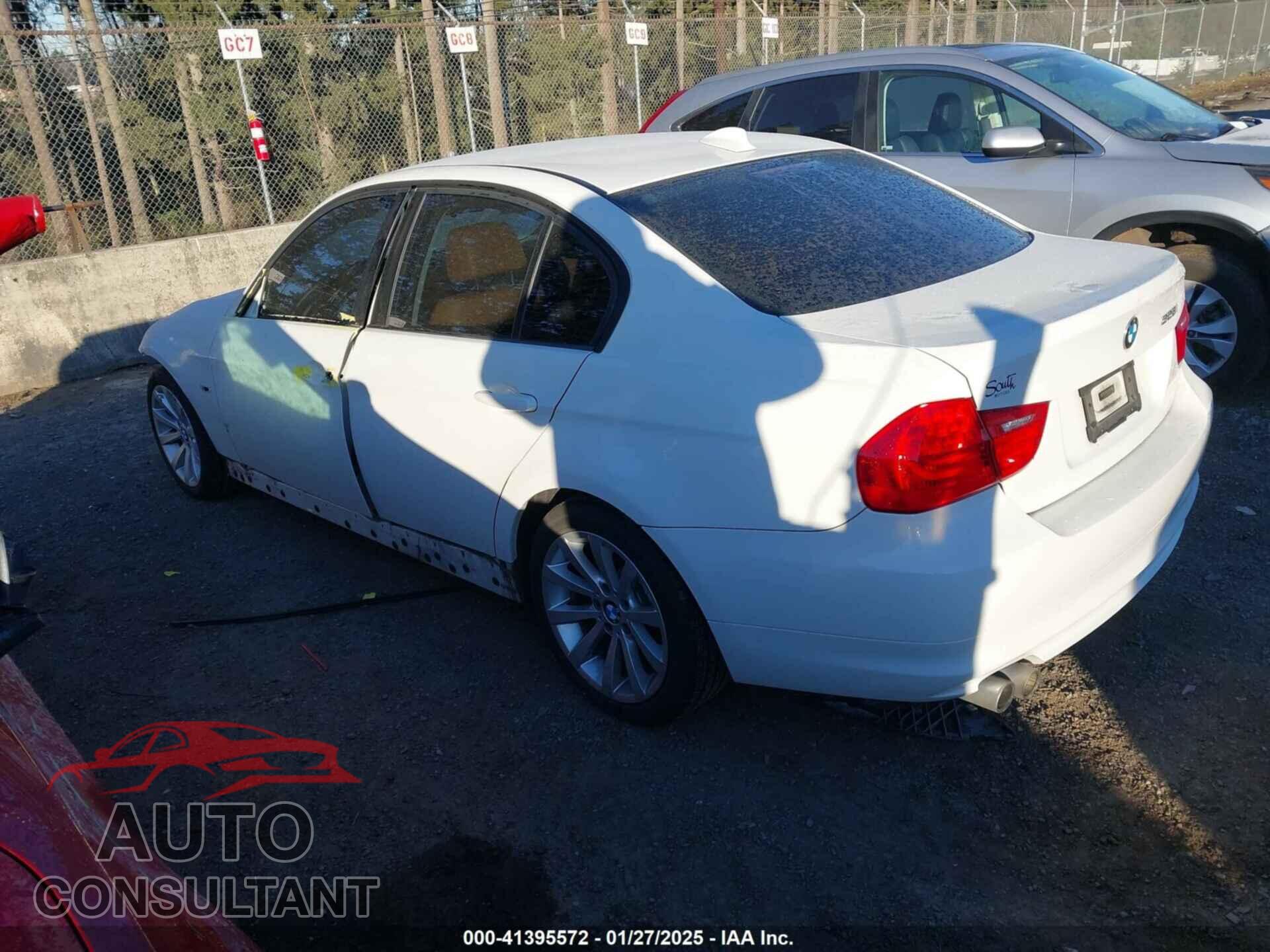 BMW 328I 2011 - WBAPH7C58BE852848