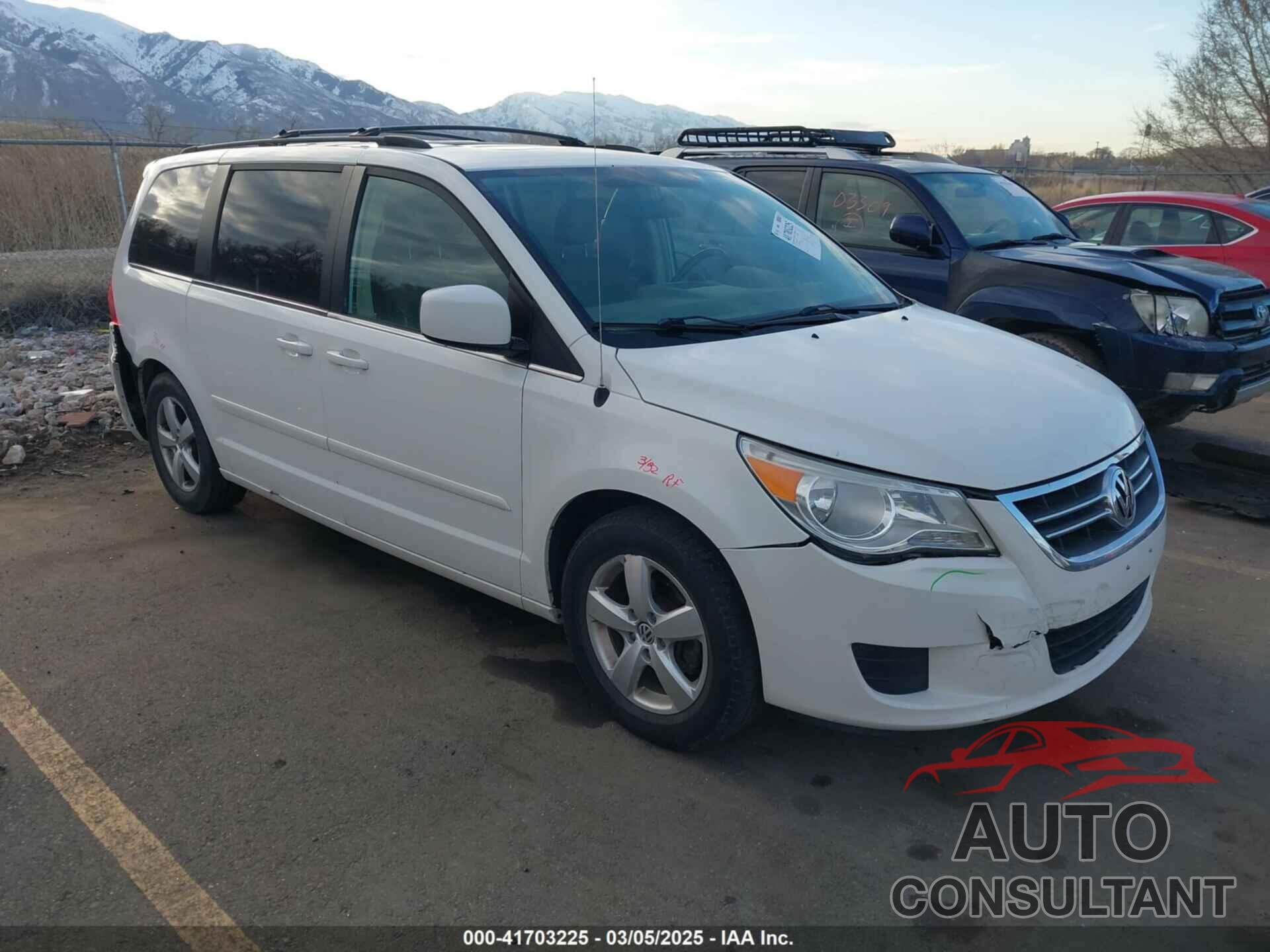 VOLKSWAGEN ROUTAN 2009 - 2V8HW34129R586200