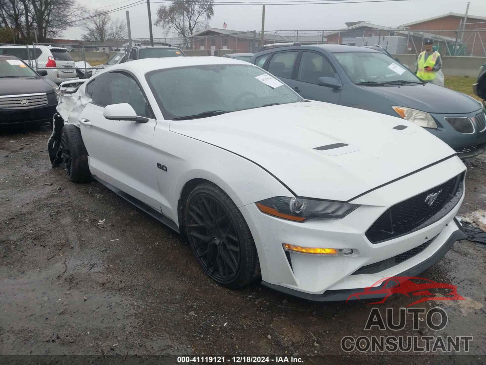 FORD MUSTANG 2018 - 1FA6P8CF5J5104448