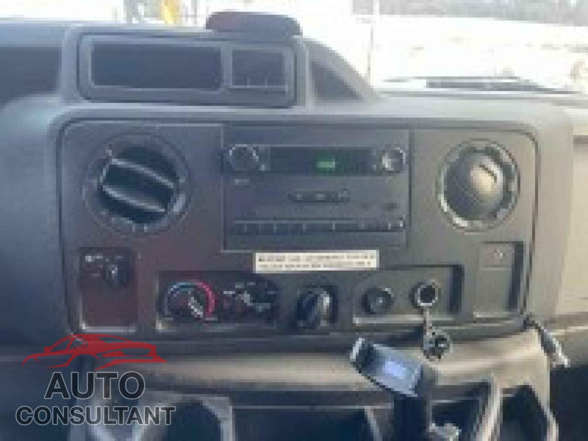 FORD ECONOLINE 2019 - 1FDXE4FS4KDC19311