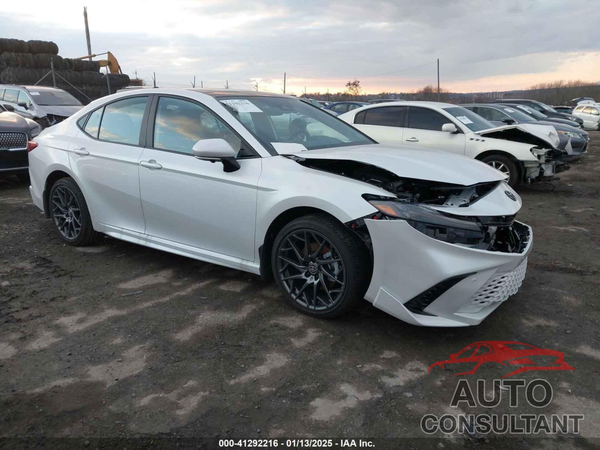 TOYOTA CAMRY 2025 - 4T1DAACK1SU531572