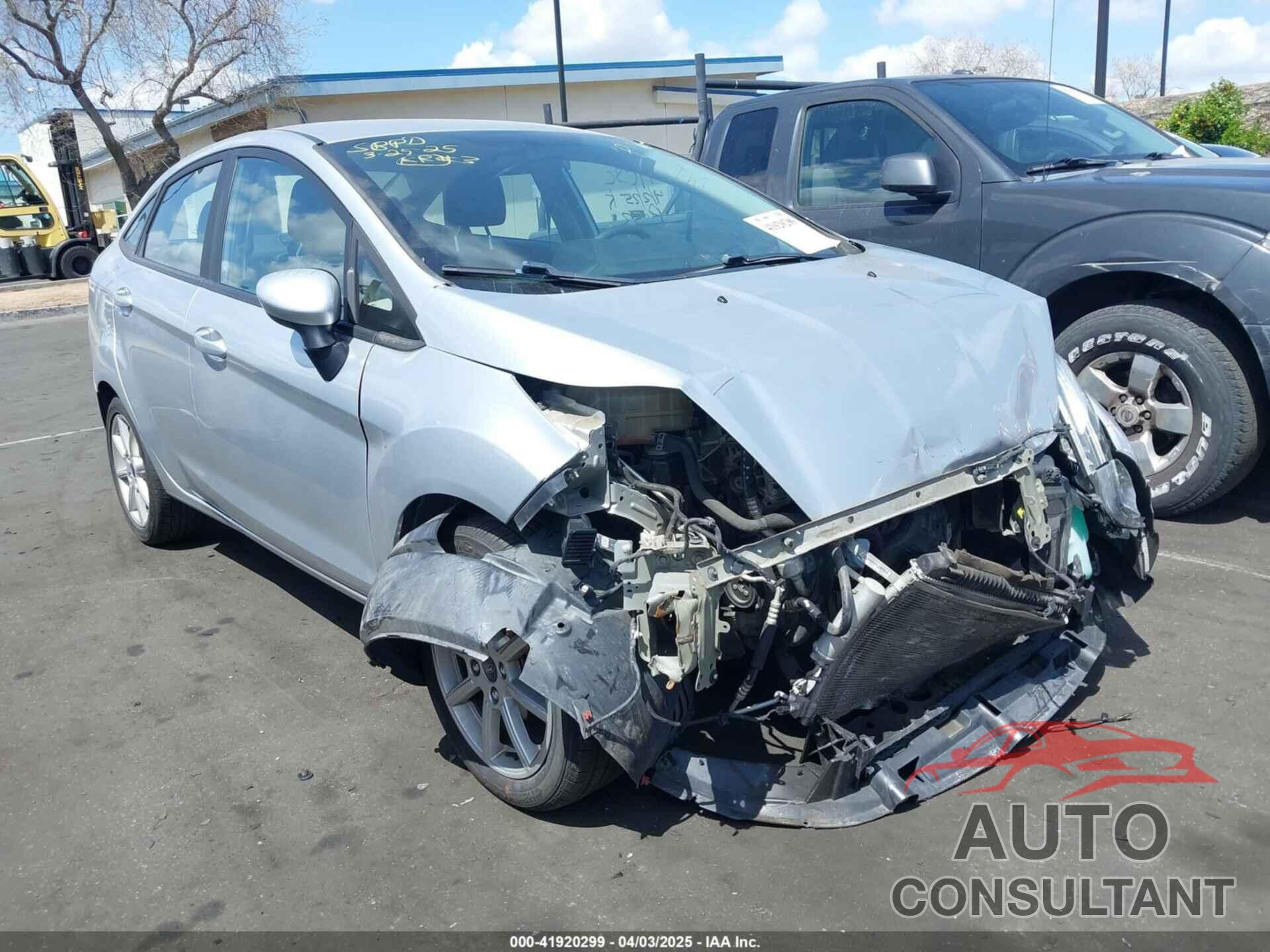FORD FIESTA 2019 - 3FADP4BJ4KM149995