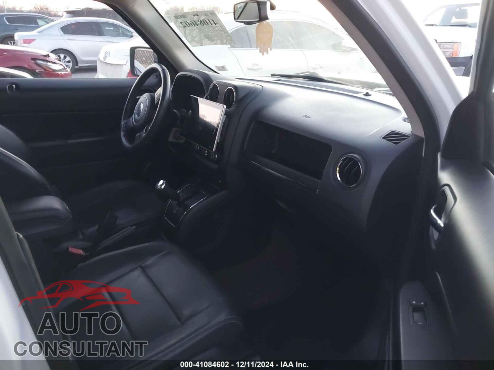 JEEP PATRIOT 2017 - 1C4NJPFA8HD203377