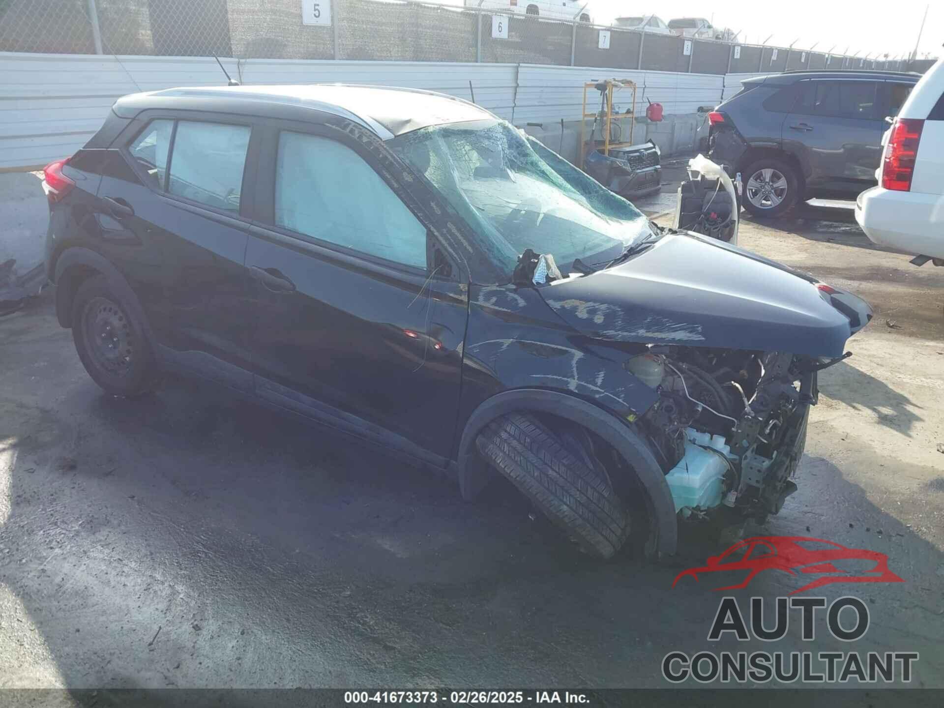 NISSAN KICKS 2019 - 3N1CP5CU1KL564723