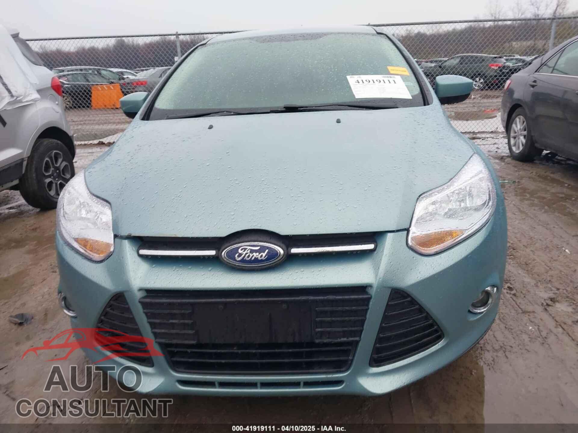 FORD FOCUS 2012 - 1FAHP3F26CL205355