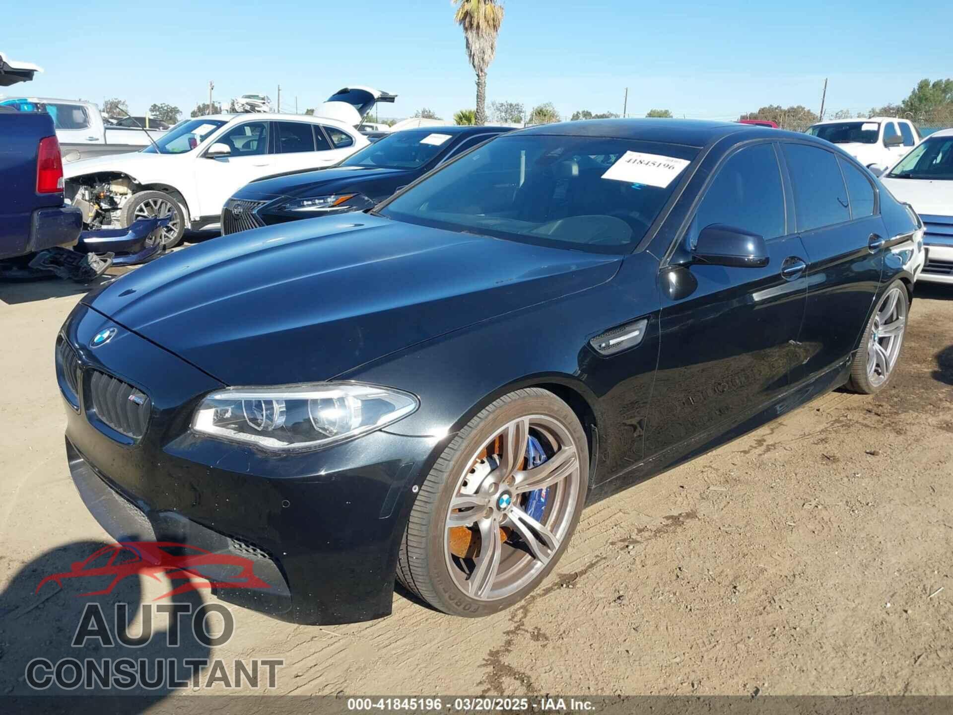 BMW M5 2014 - WBSFV9C56ED097611