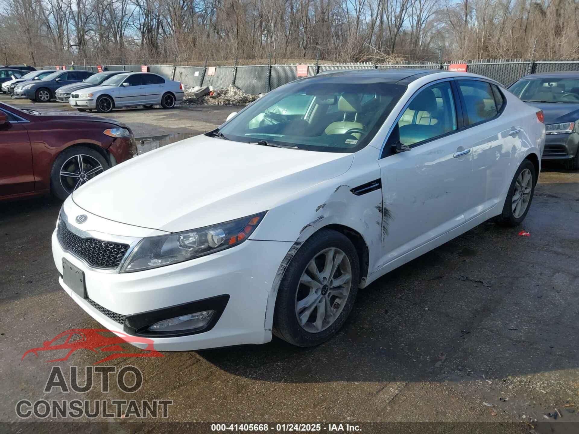 KIA OPTIMA 2011 - KNAGN4A78B5100367