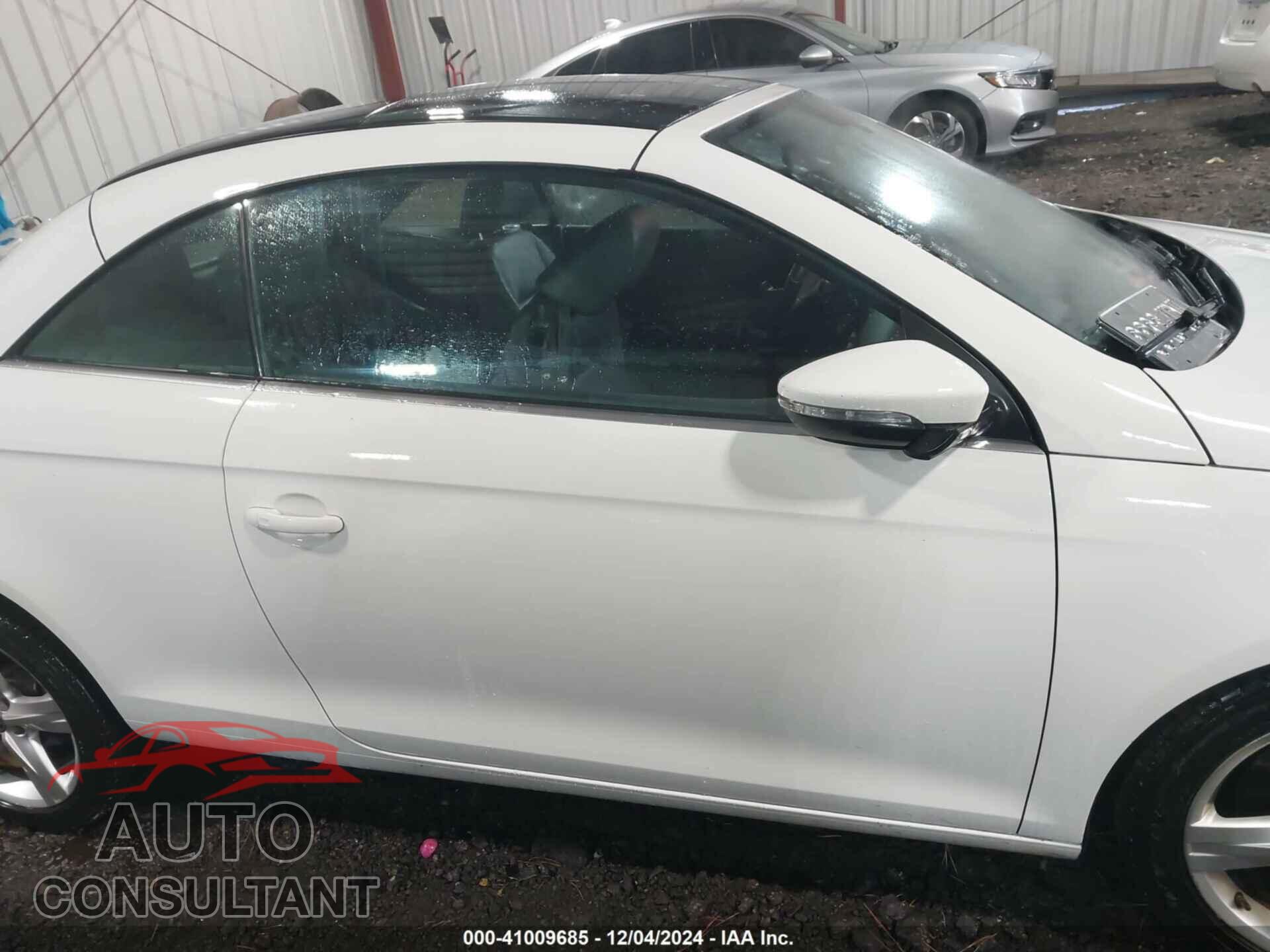 VOLKSWAGEN EOS 2012 - WVWFW7AH5CV007720