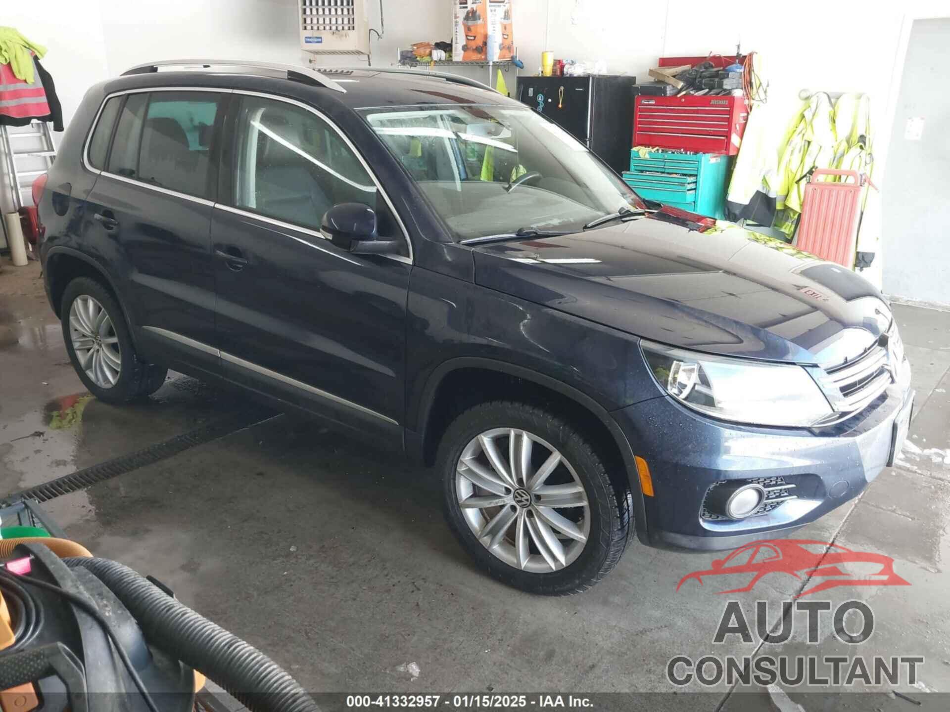 VOLKSWAGEN TIGUAN 2012 - WVGBV7AX2CW518137