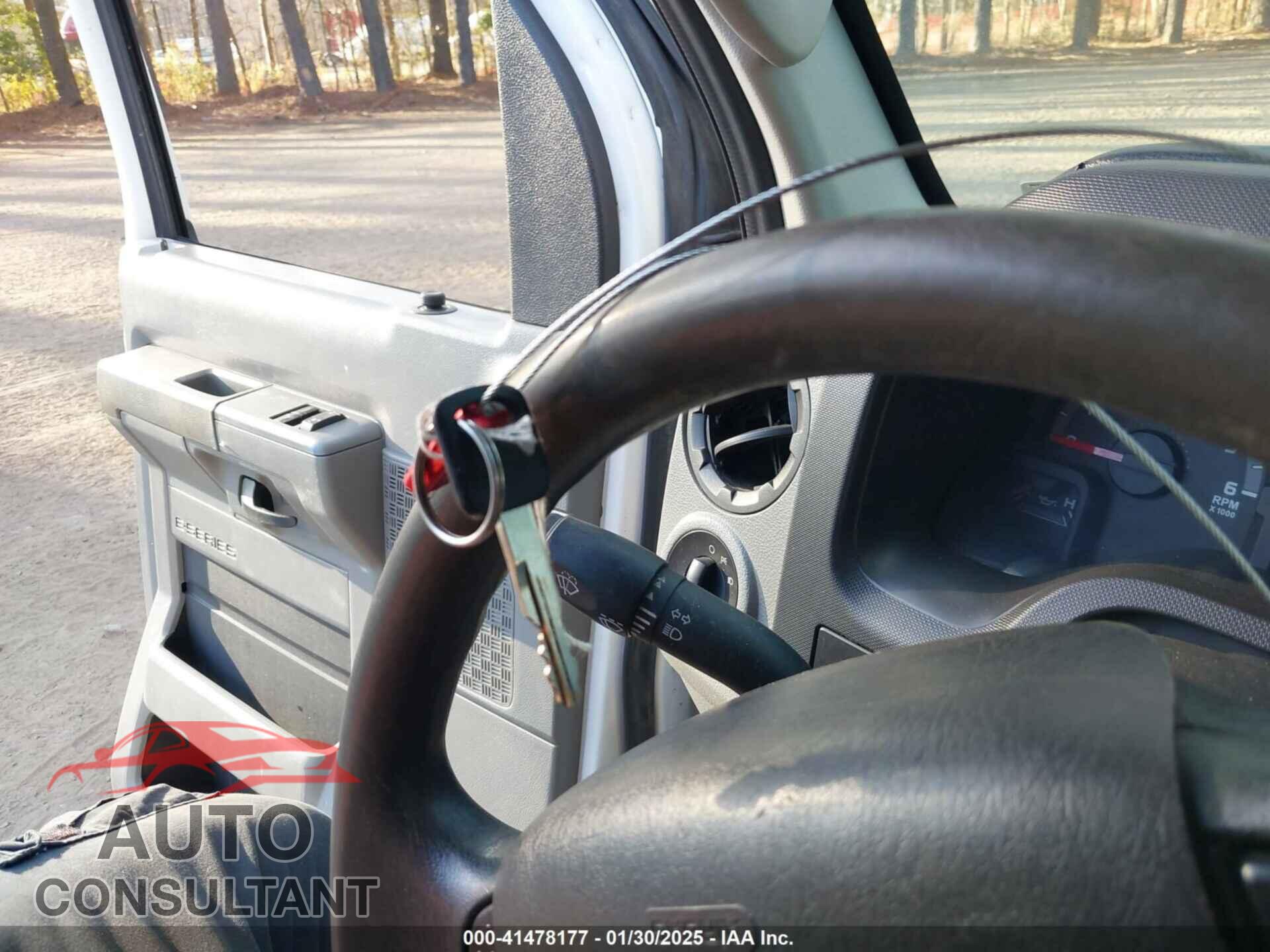 FORD E-150 2011 - 1FTNE1EW8BDB38066