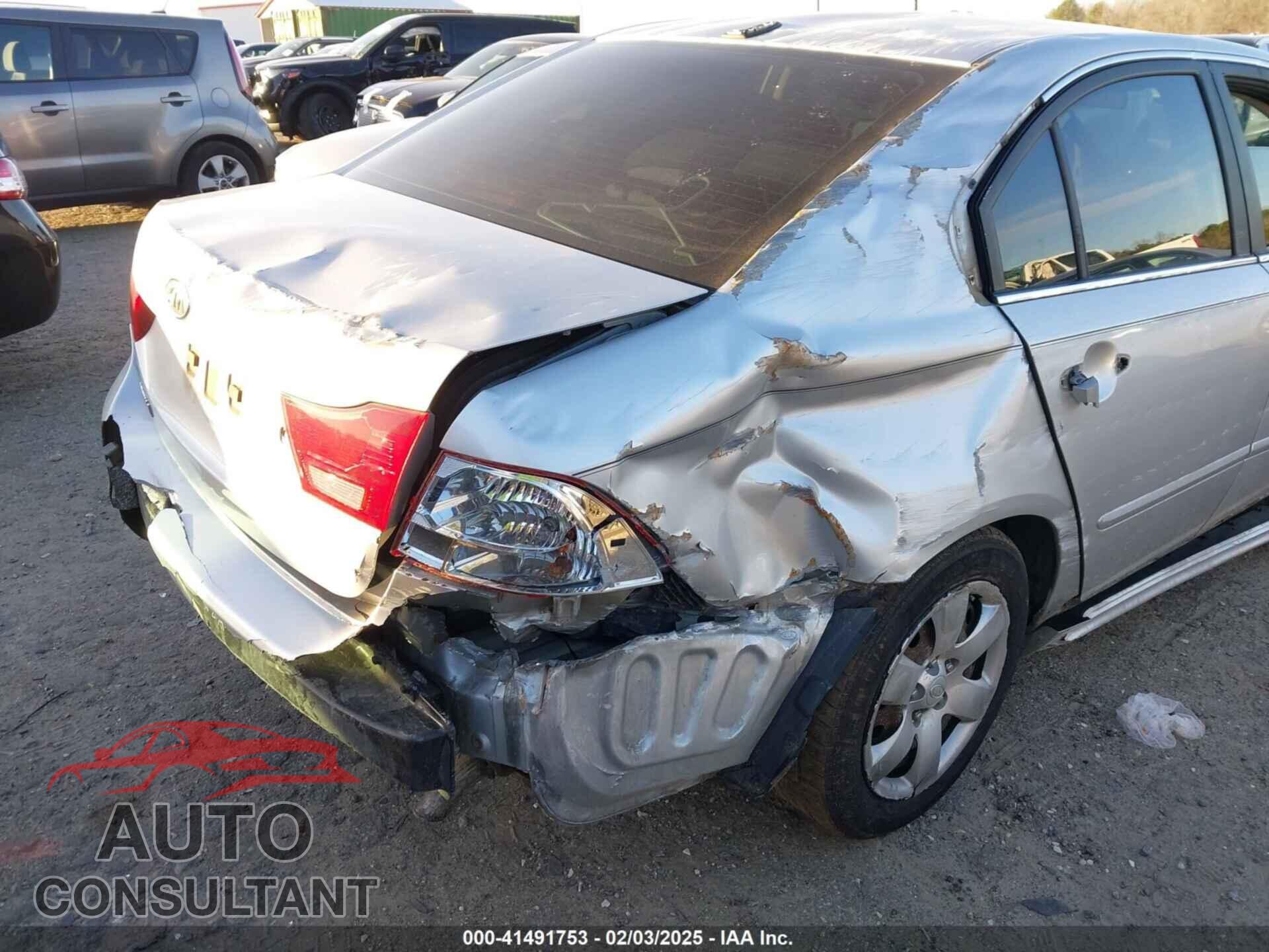 KIA OPTIMA 2010 - KNAGG4A83A5443203