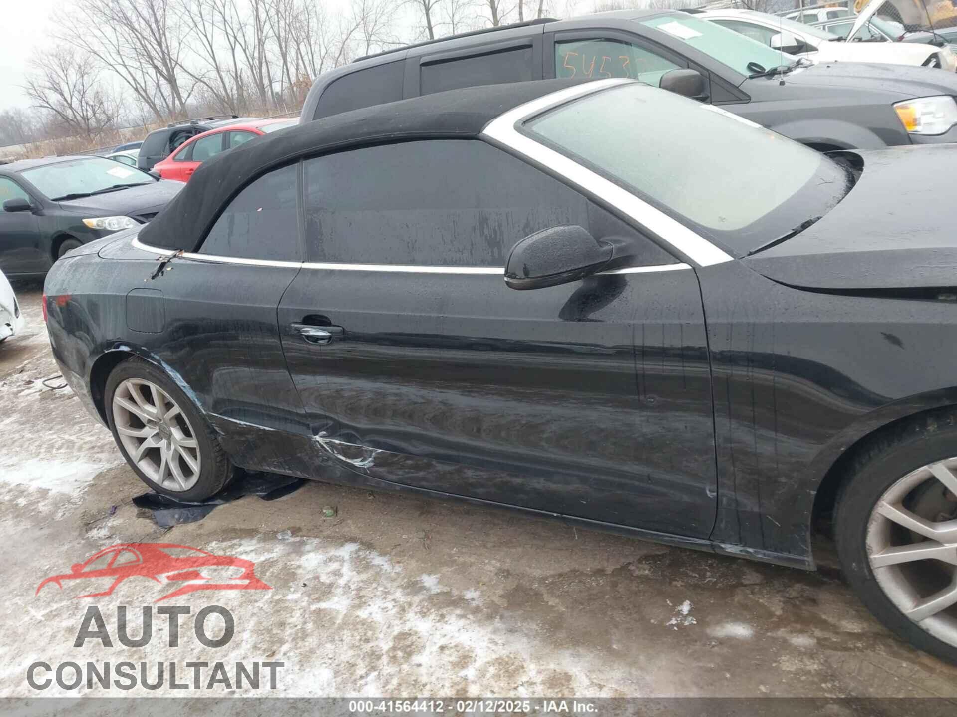 AUDI A5 2011 - WAUCFAFH7BN005875