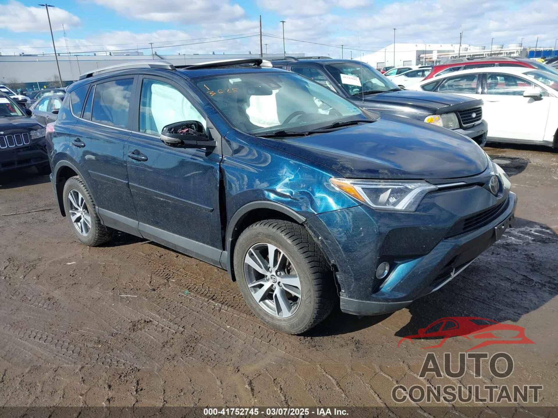 TOYOTA RAV4 2018 - 2T3RFREVXJW782772