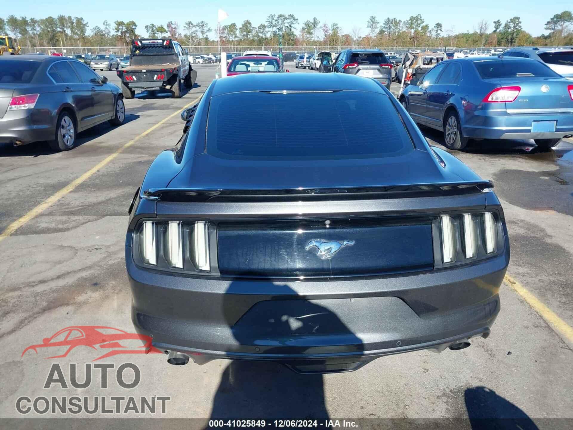 FORD MUSTANG 2017 - 1FA6P8TH3H5332377