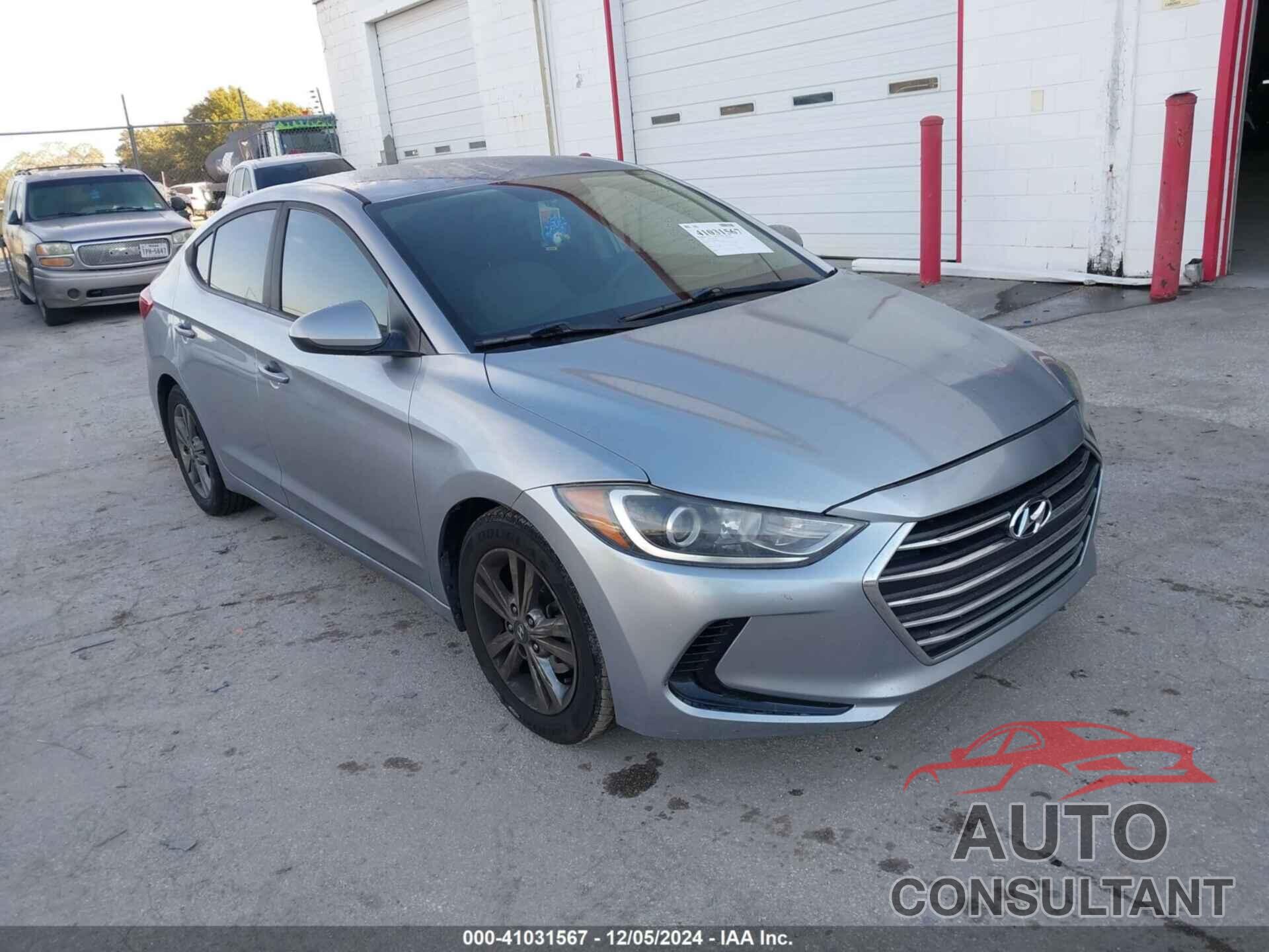 HYUNDAI ELANTRA 2017 - 5NPD74LF7HH173498