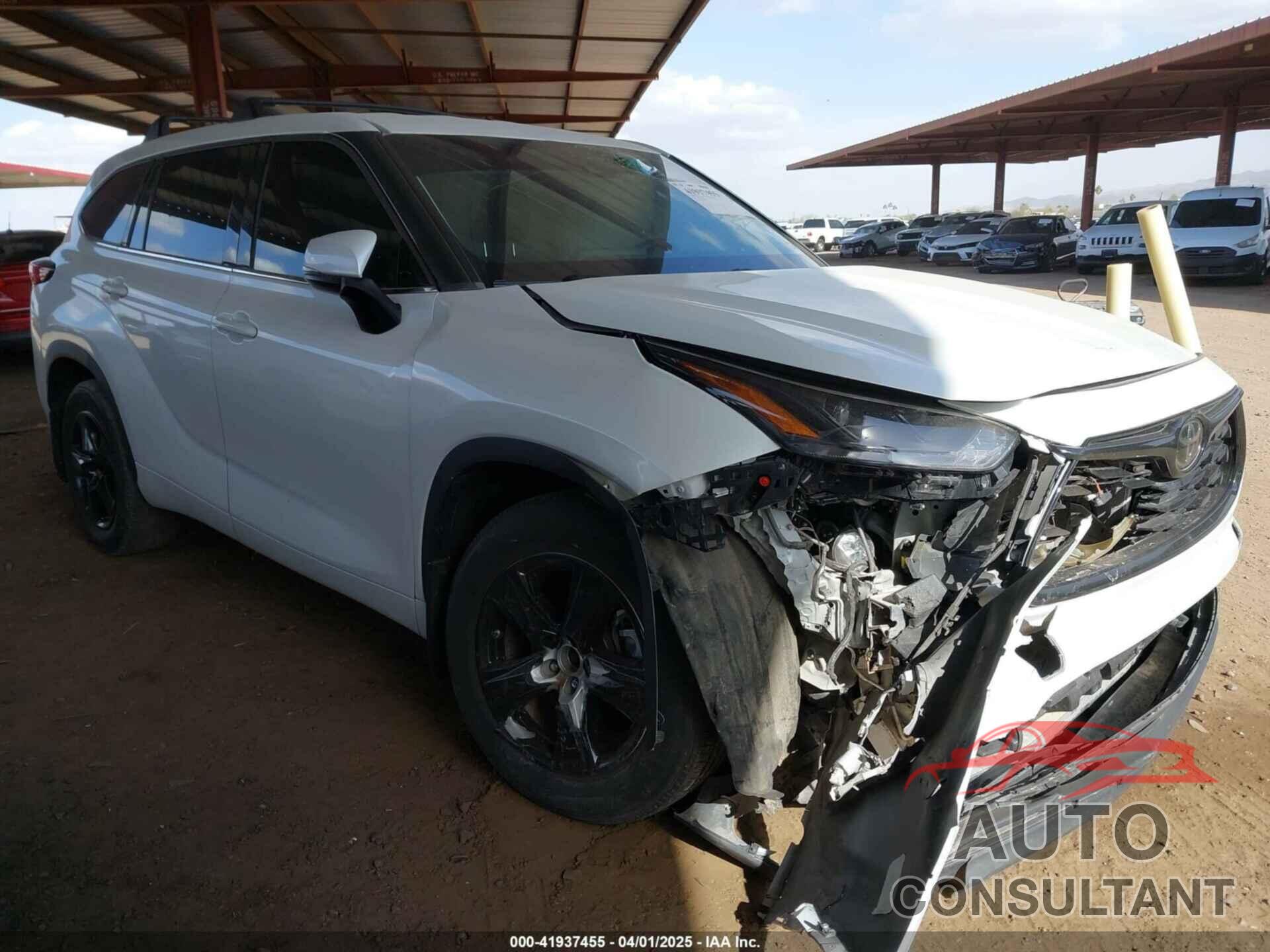 TOYOTA HIGHLANDER 2022 - 5TDBZRBHXNS568380
