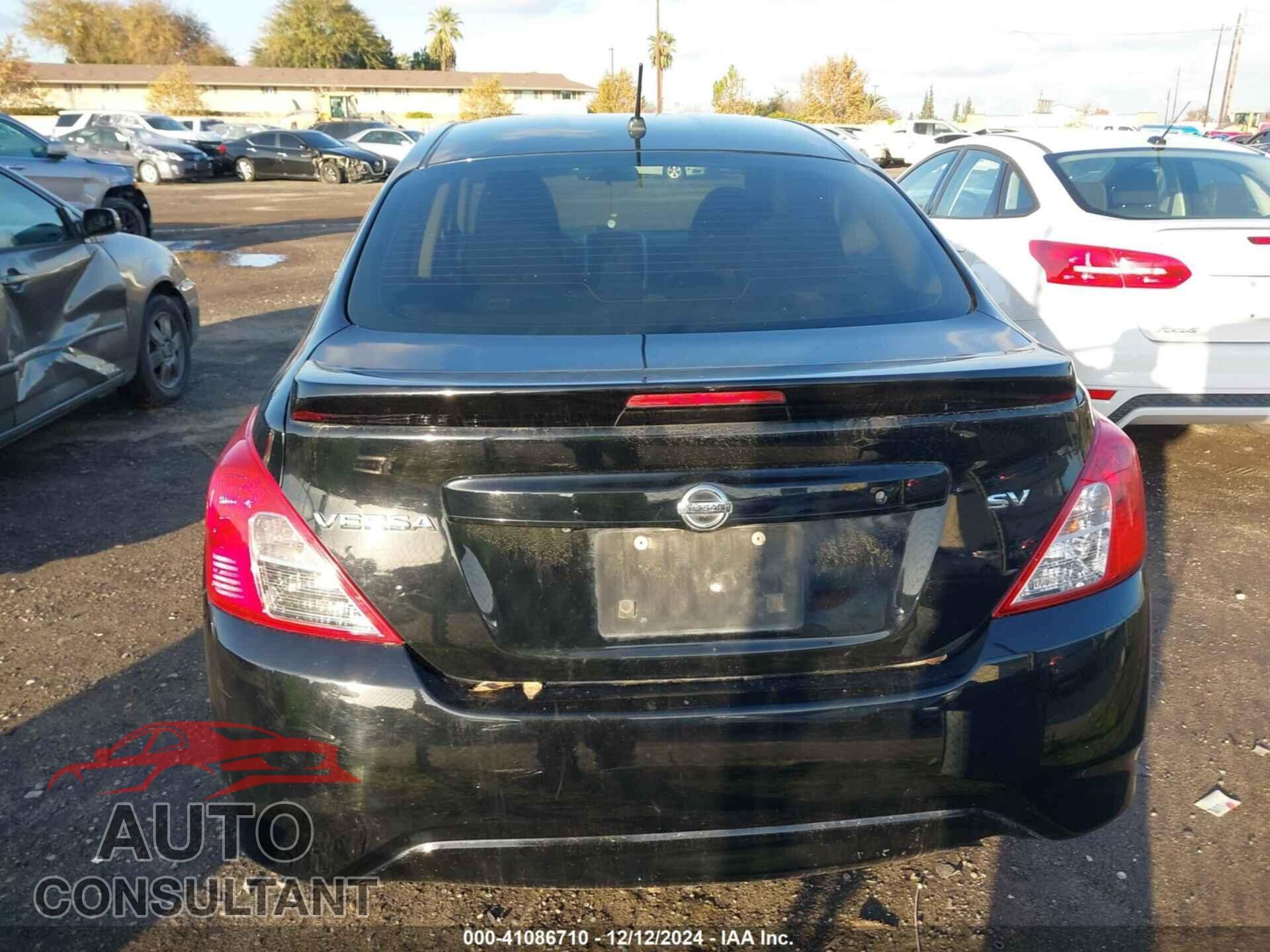 NISSAN VERSA 2019 - 3N1CN7AP3KL874936