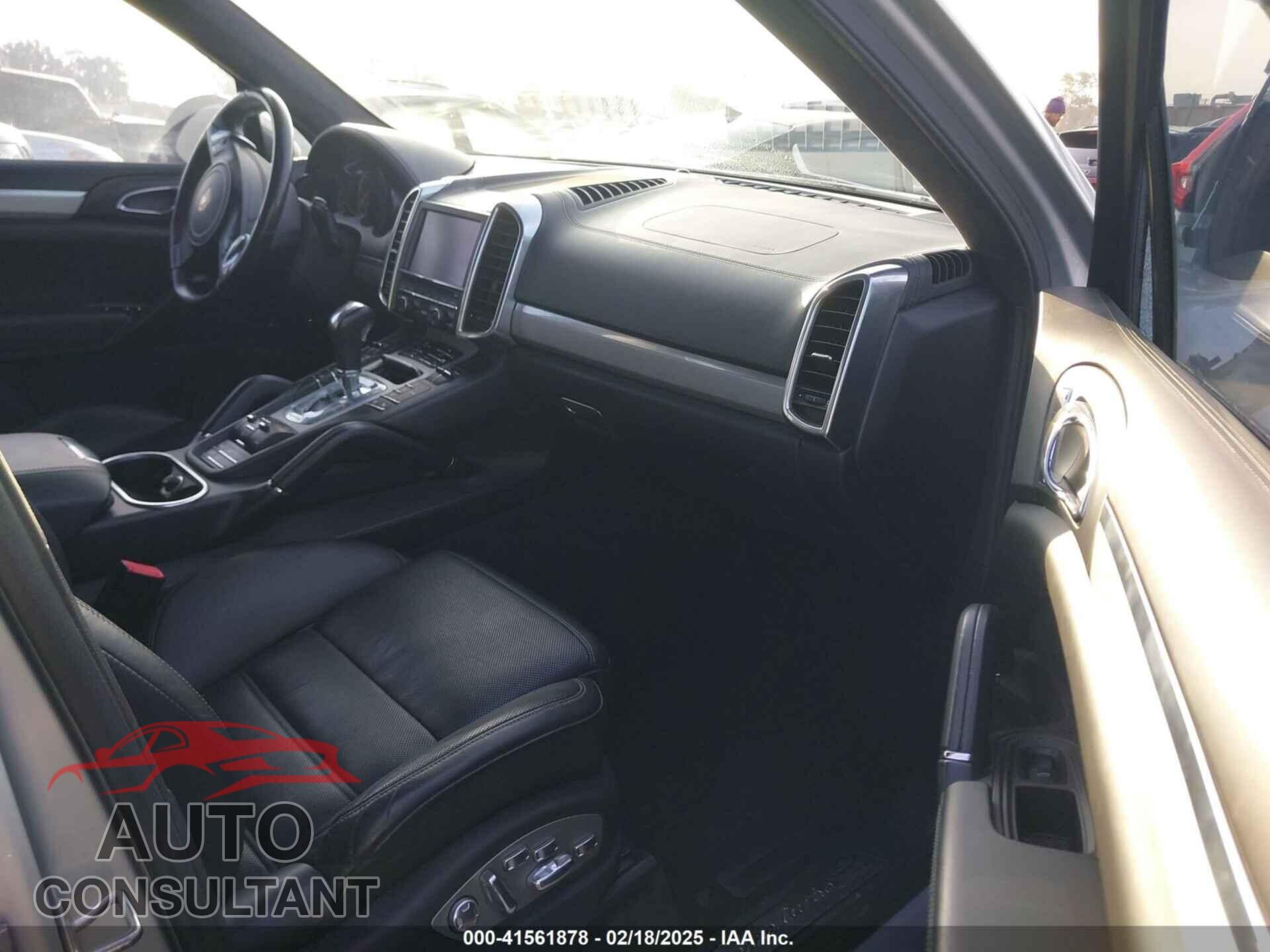 PORSCHE CAYENNE 2011 - WP1AC2A28BLA81434
