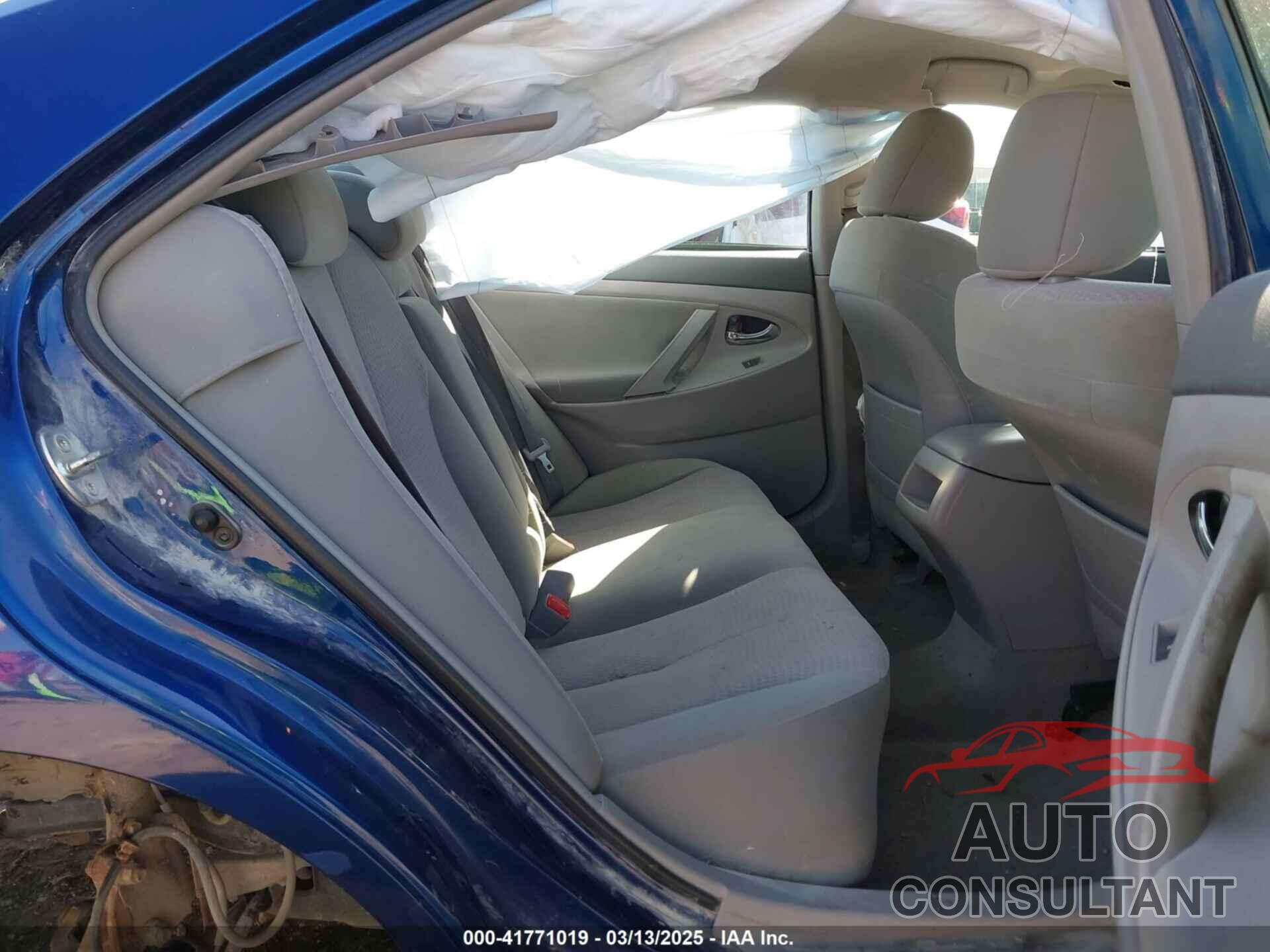 TOYOTA CAMRY 2011 - 4T1BF3EK8BU769064