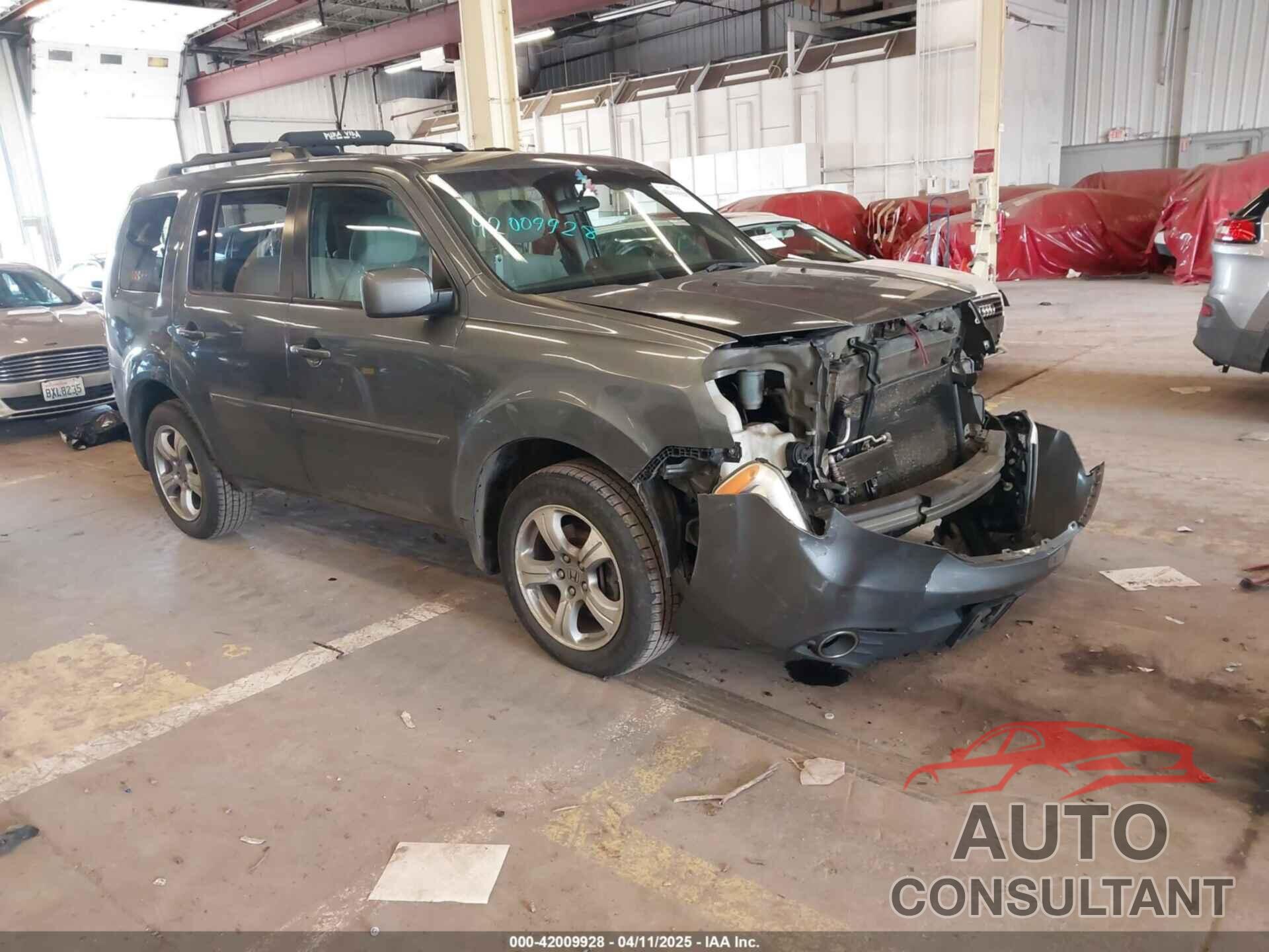 HONDA PILOT 2013 - 5FNYF4H45DB015200