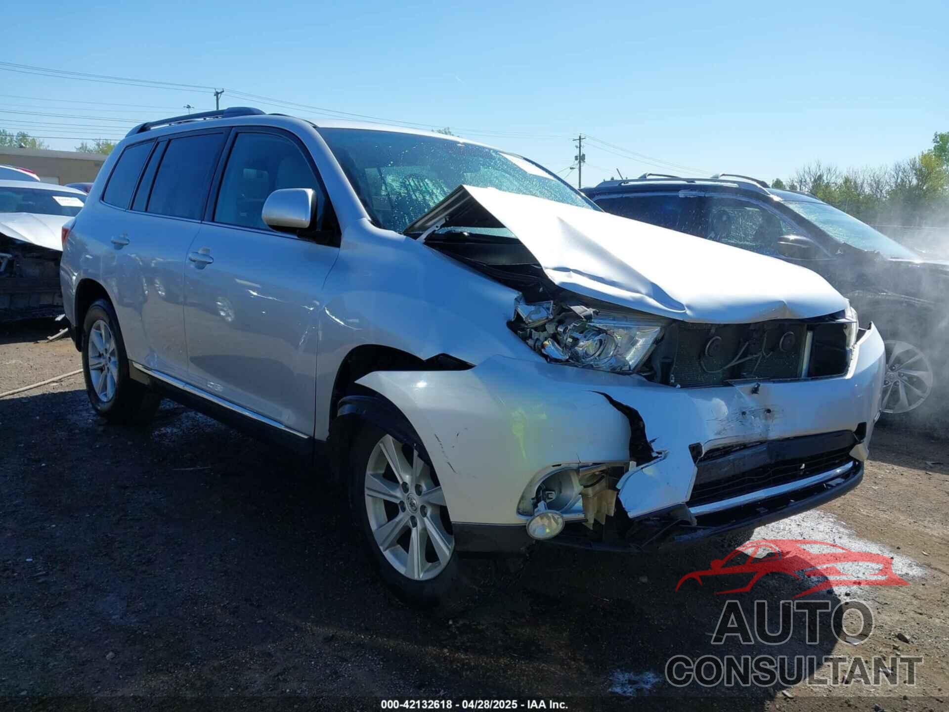 TOYOTA HIGHLANDER 2011 - 5TDBK3EH5BS067373