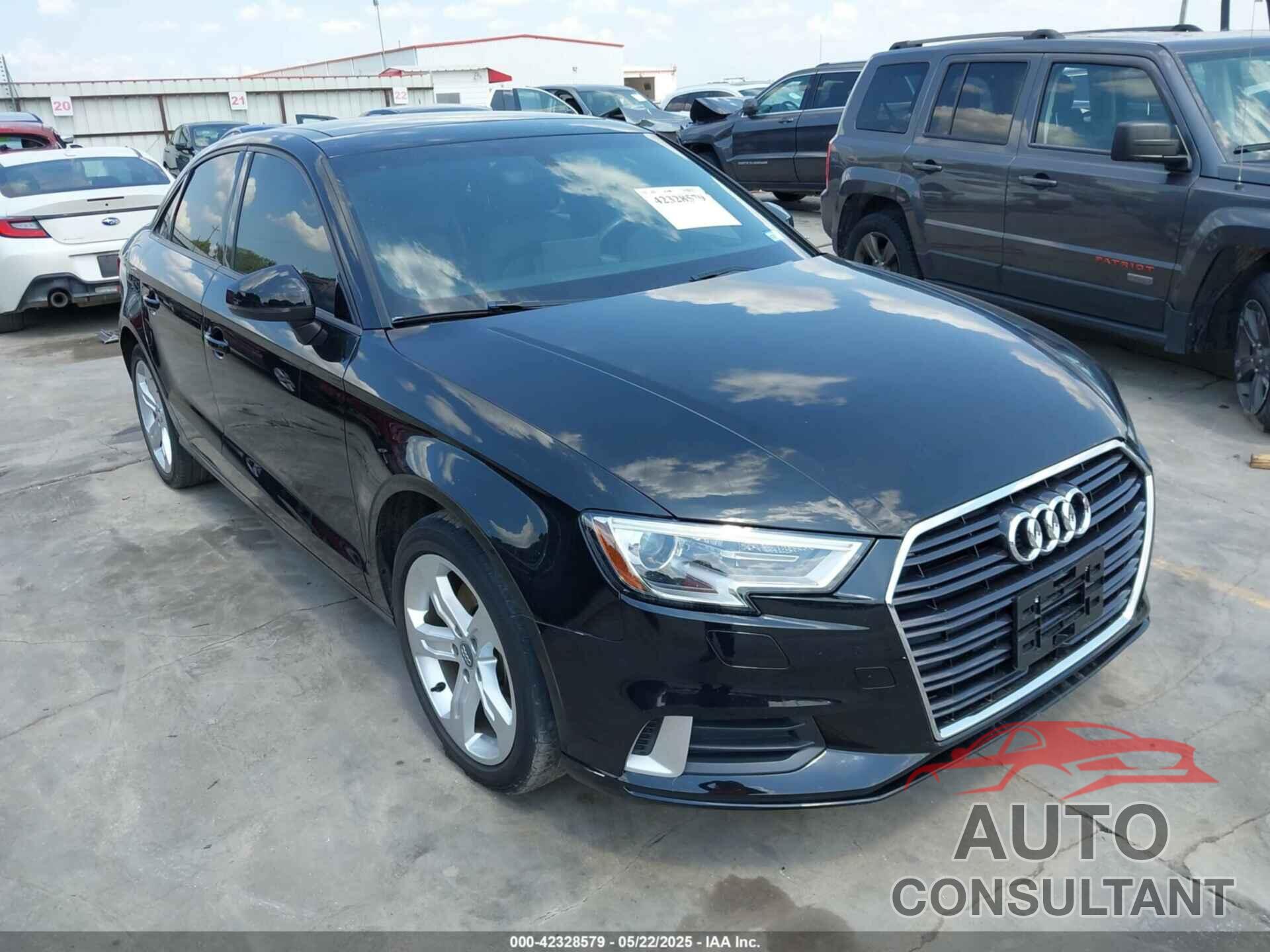 AUDI A3 2018 - WAUAUGFF2J1076440