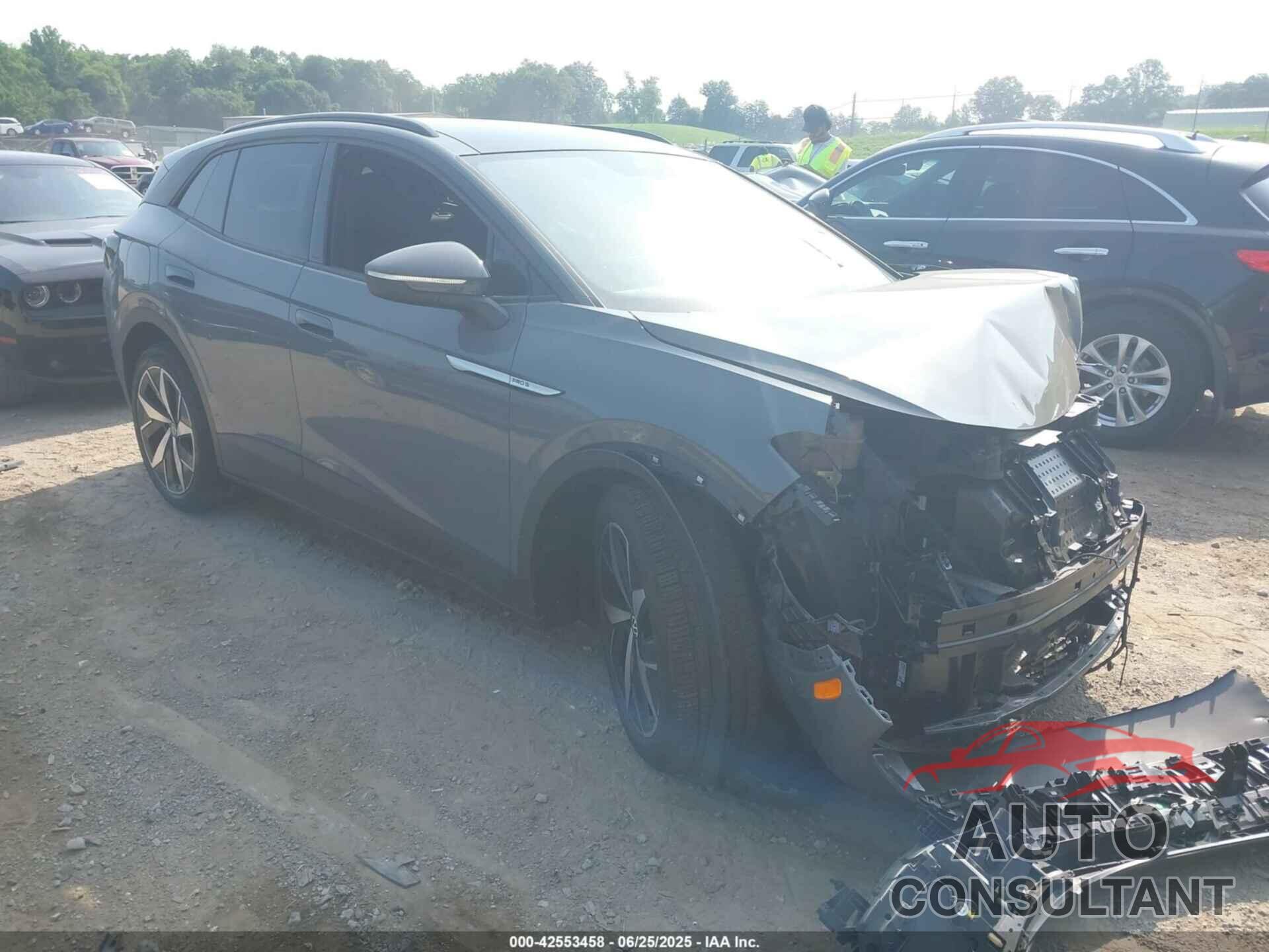 VOLKSWAGEN ID.4 2023 - 1V2VMPE8XPC016800