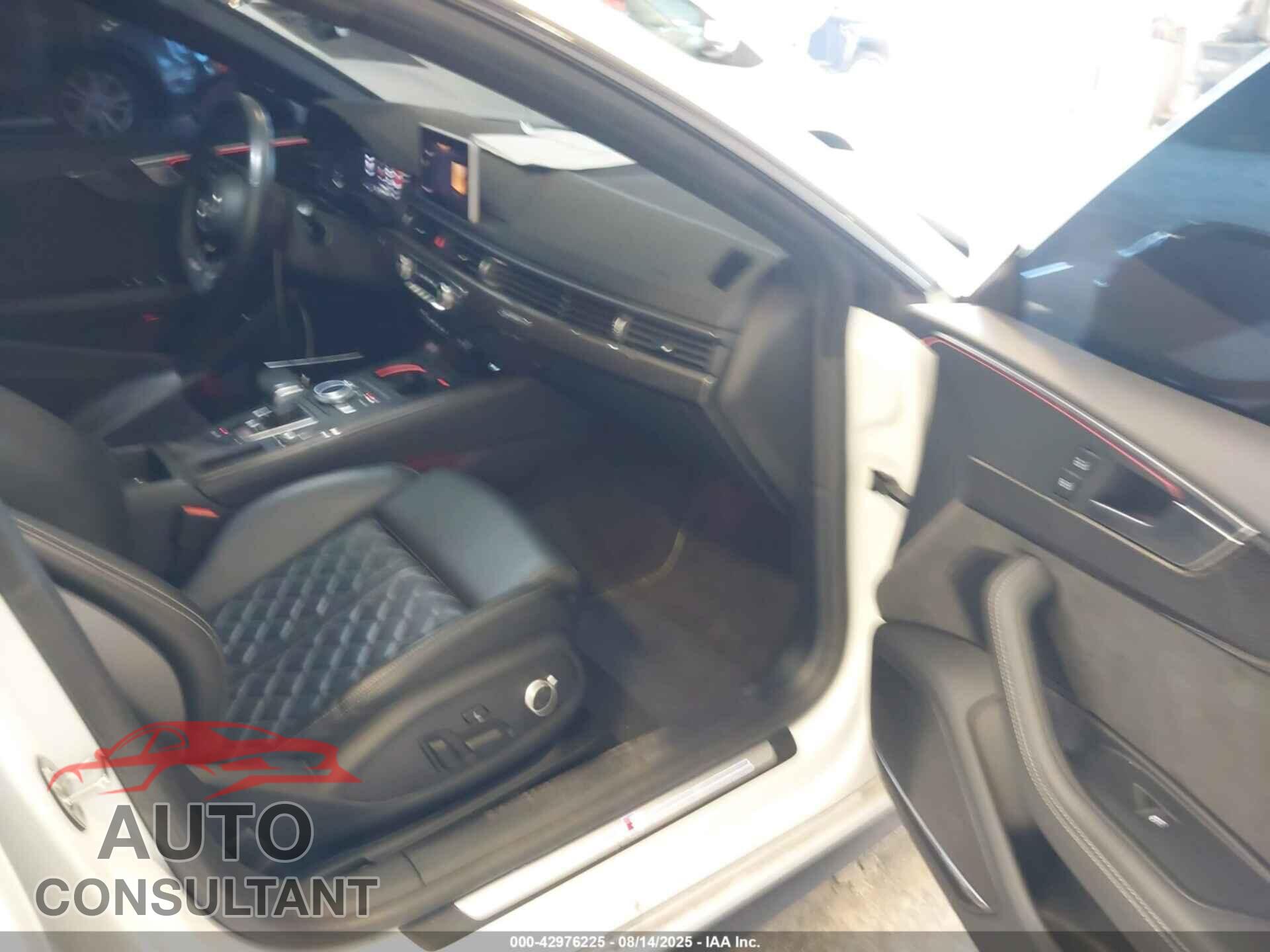 AUDI S5 2019 - WAUC4CF59KA095657