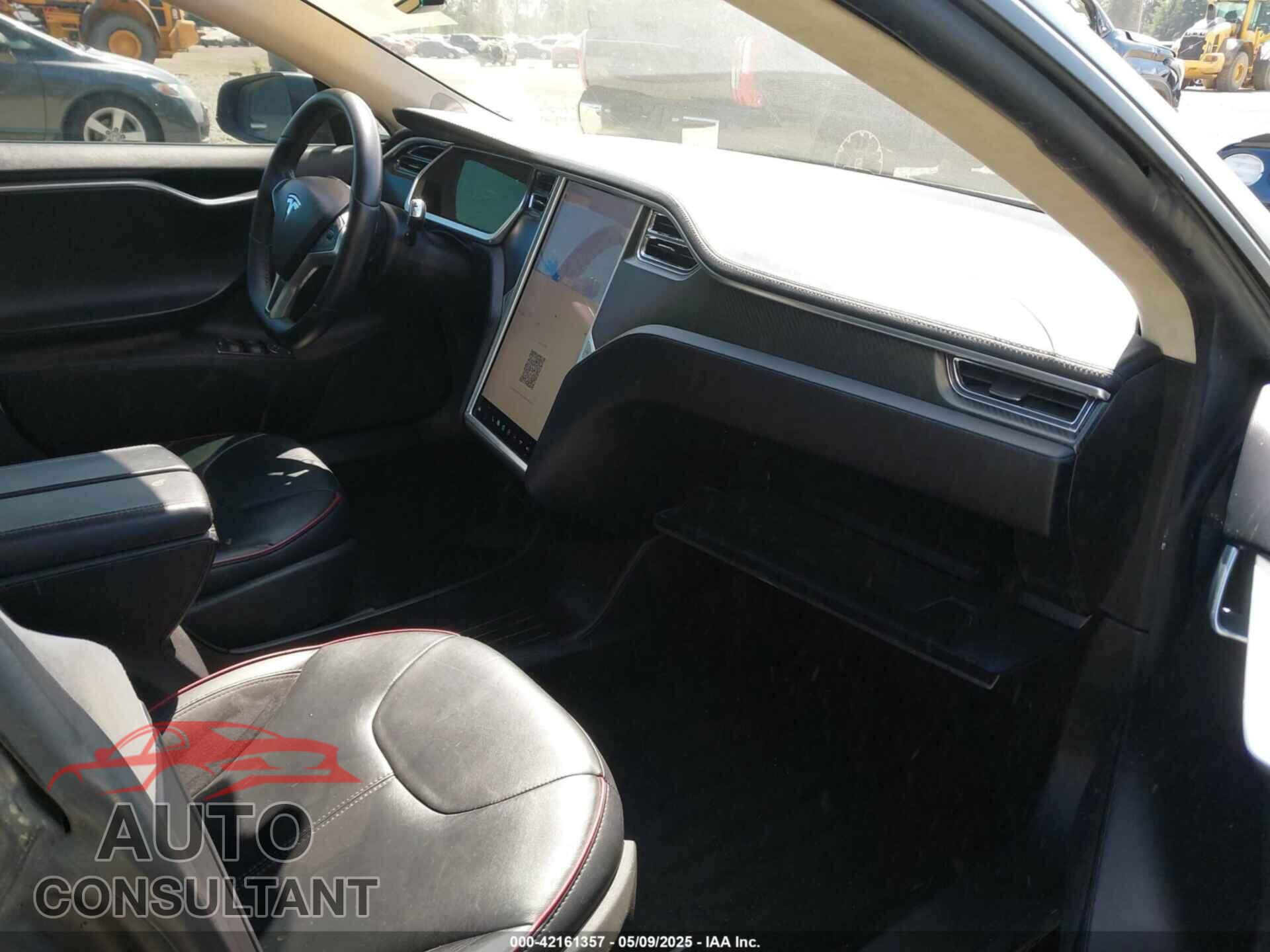 TESLA MODEL S 2013 - 5YJSA1DP2DFP06669