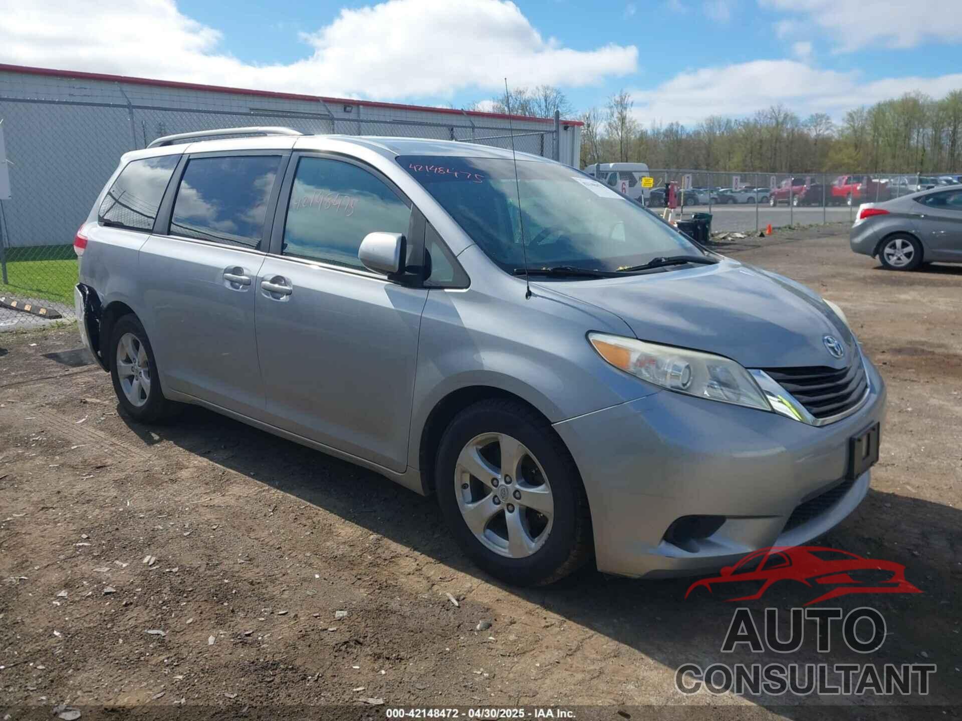 TOYOTA SIENNA 2013 - 5TDKK3DC5DS353927