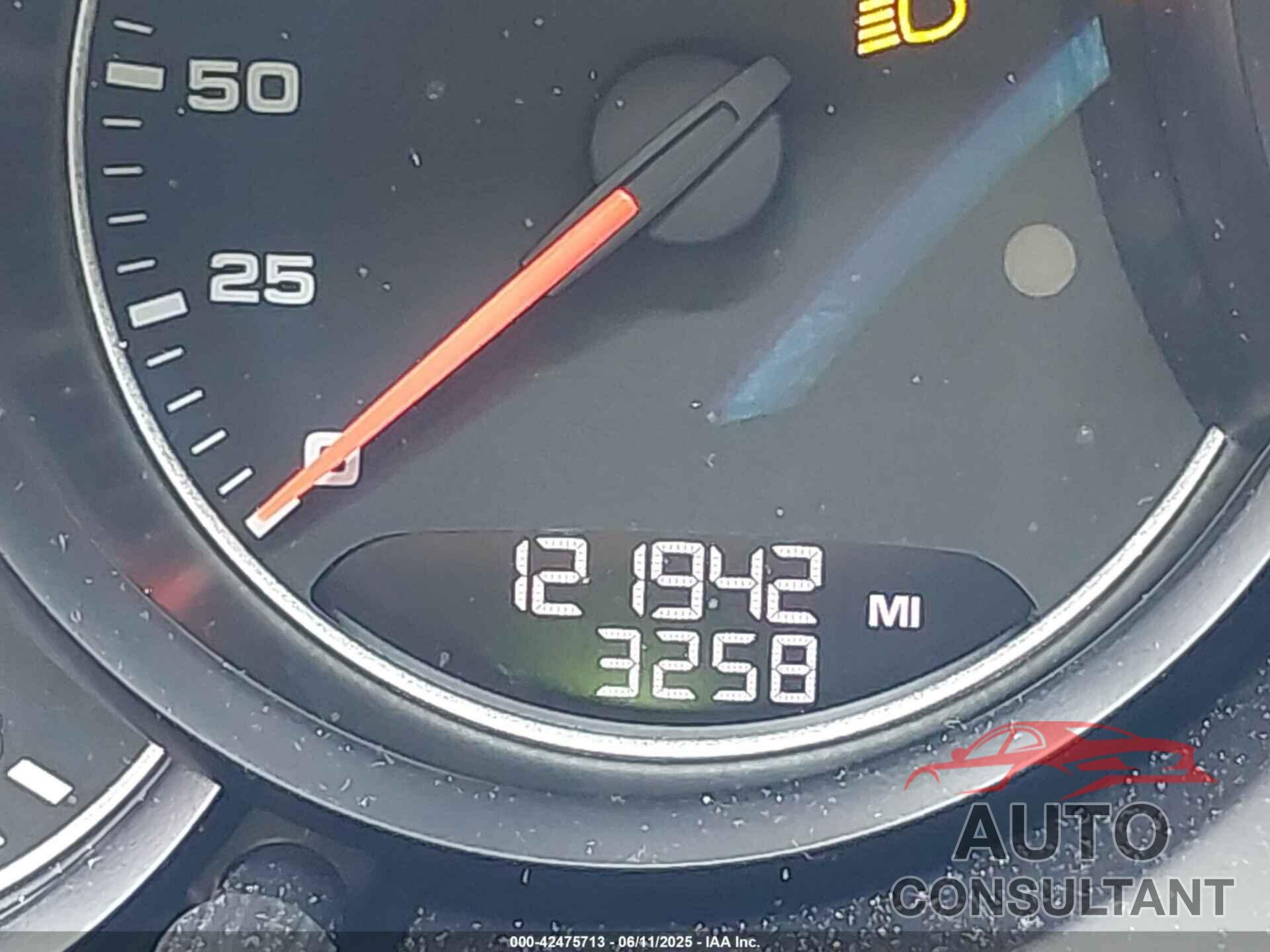 PORSCHE CAYENNE 2017 - WP1AA2A21HKA88424