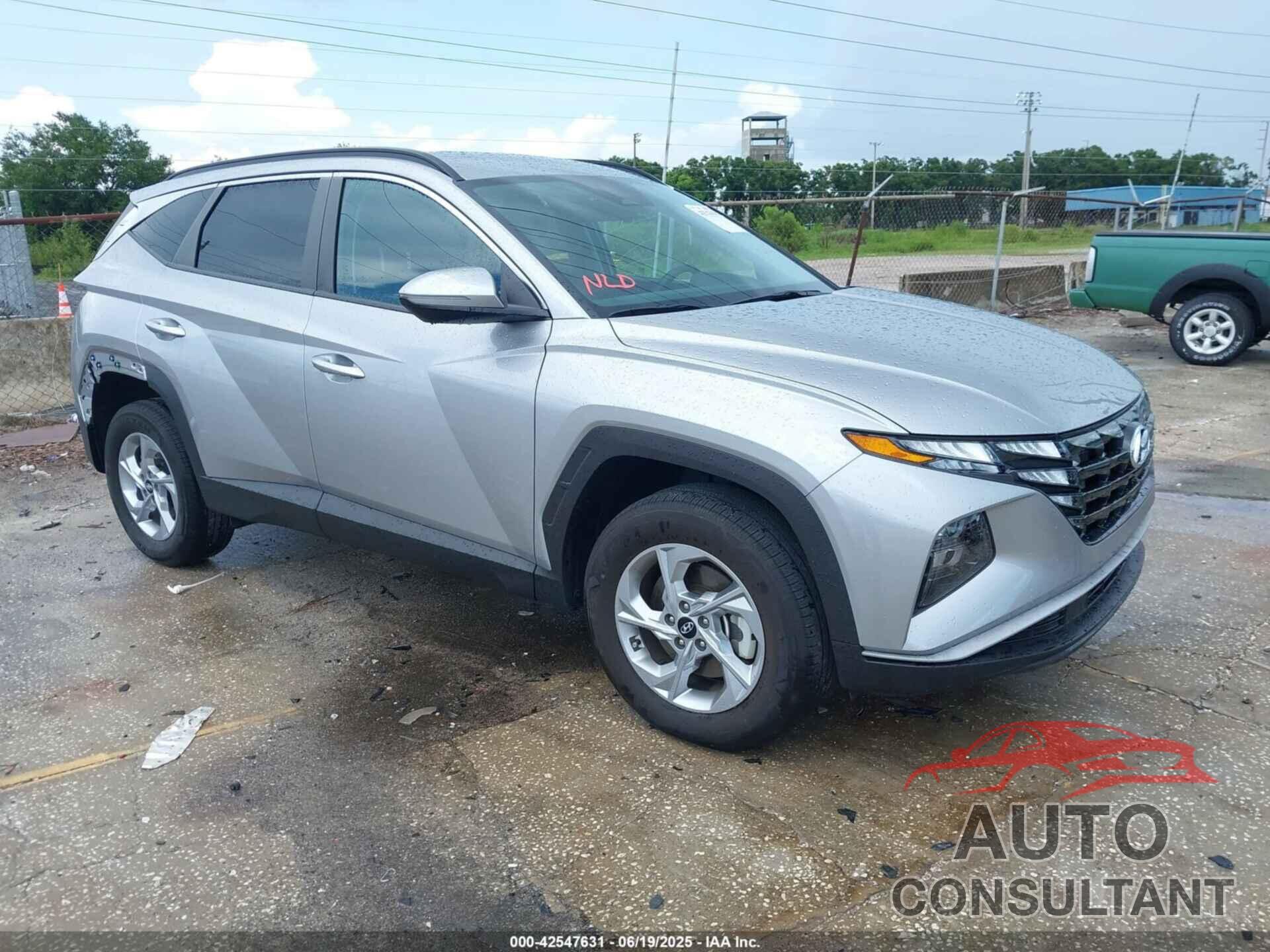 HYUNDAI TUCSON 2023 - 5NMJBCAE4PH282180